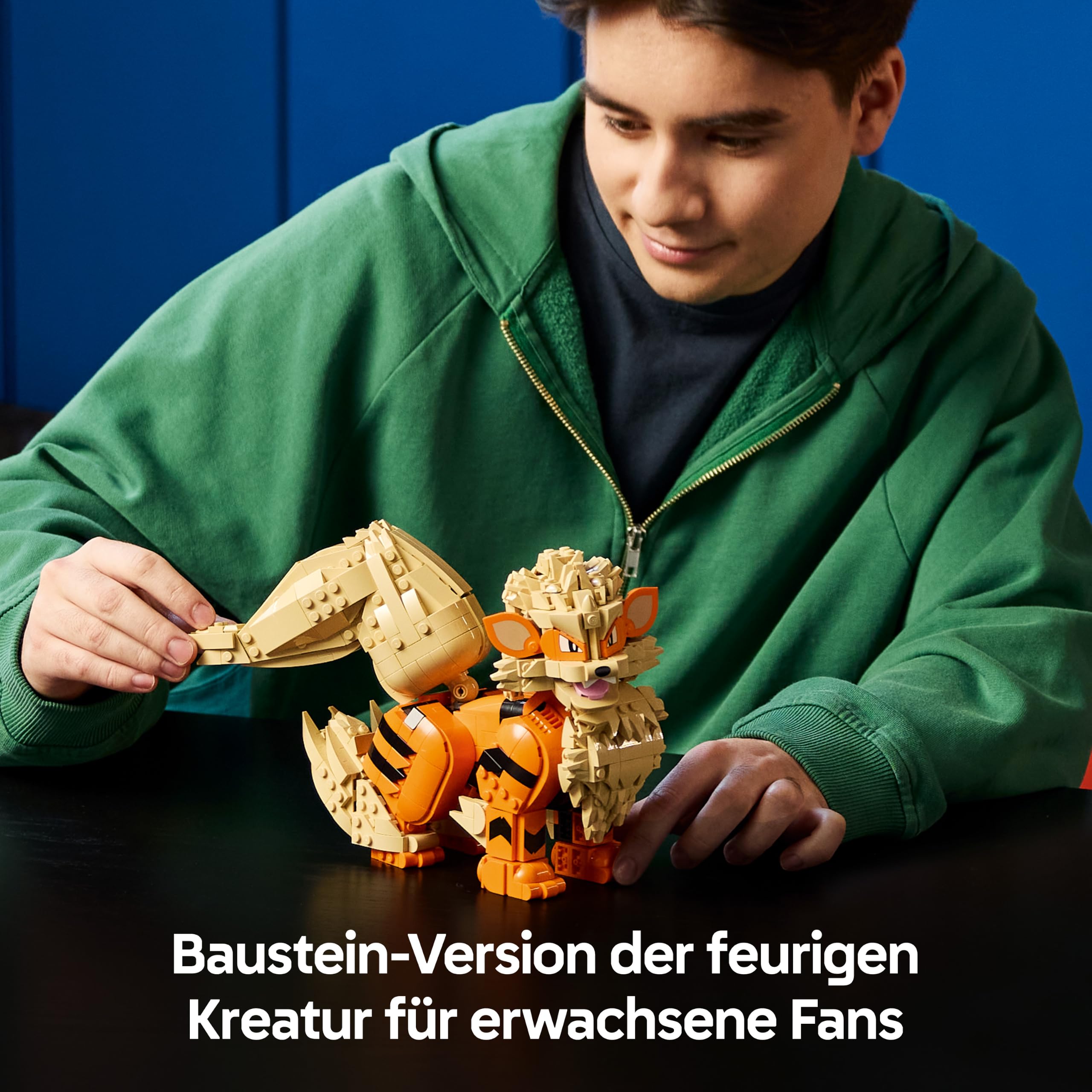 LEGO Pokémon Arkani Figur - Modellbausatz für Erwachsene - Bauspielzeug mit beweglichem Schwanz, Beinen & Kopf - DIY Zimmer oder Regal Deko - Sammelbares Gaming Geschenk - 72160