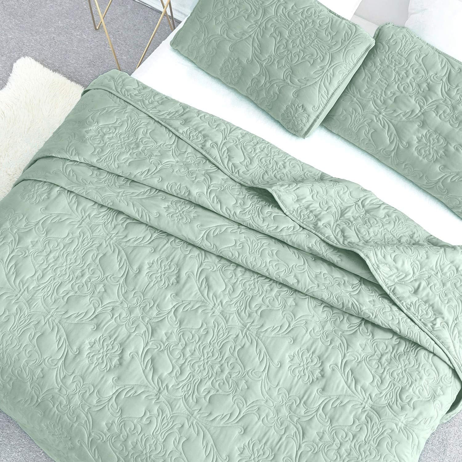 Sophia and William 3 Pieces Quilt Set Queen/Full Size with 1 Quilt and 2 Pillow Shams, Reversible Microfiber Bedding Bedspread Coverlet Set, Cozy, Lightweight and Hypoallergenic, Sage