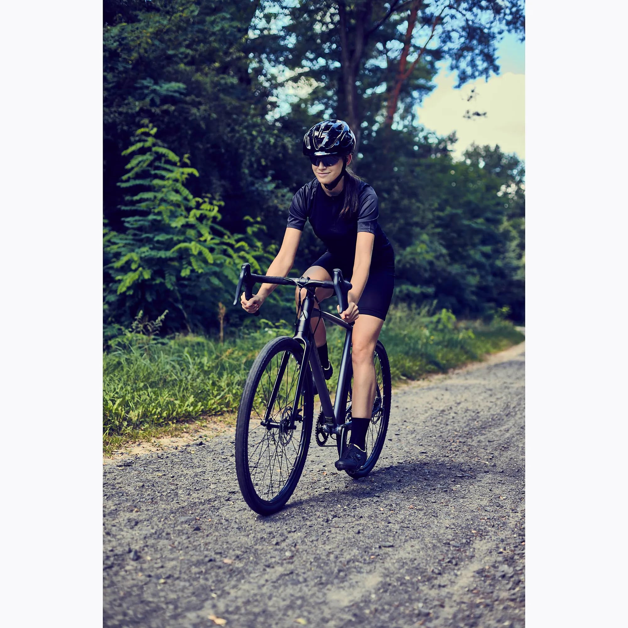 ATTABO Gravel Bike GRADO 2.0 z aluminiową ramą 52-56 cm, ergonomiczna kierownica, mechaniczny hamulec tarczowy TEKTRO rower z kołami 28" z akcesoriami, regulowane siodełko, 10-biegowa skrzynia biegów