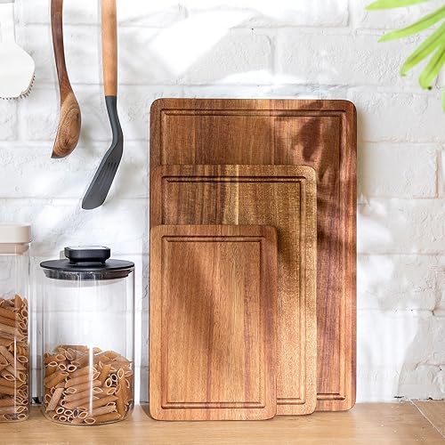 Miniatura 3 de Layhit Juego de 6 tablas de cortar de madera de acacia, 3 tamaños, tablas de cortar de madera con ranura para jugo, bloque grande de carnicero de