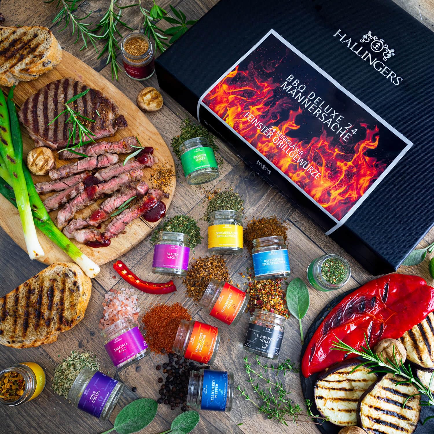 Hallingers Genuss Manufaktur Gewürz Geschenk-Set - 24 Gewürze aus aller Welt in wertiger Geschenkbox mit Rezept-Booklet "BBQ Deluxe 24 M...", Geschenkidee für Männer Freund