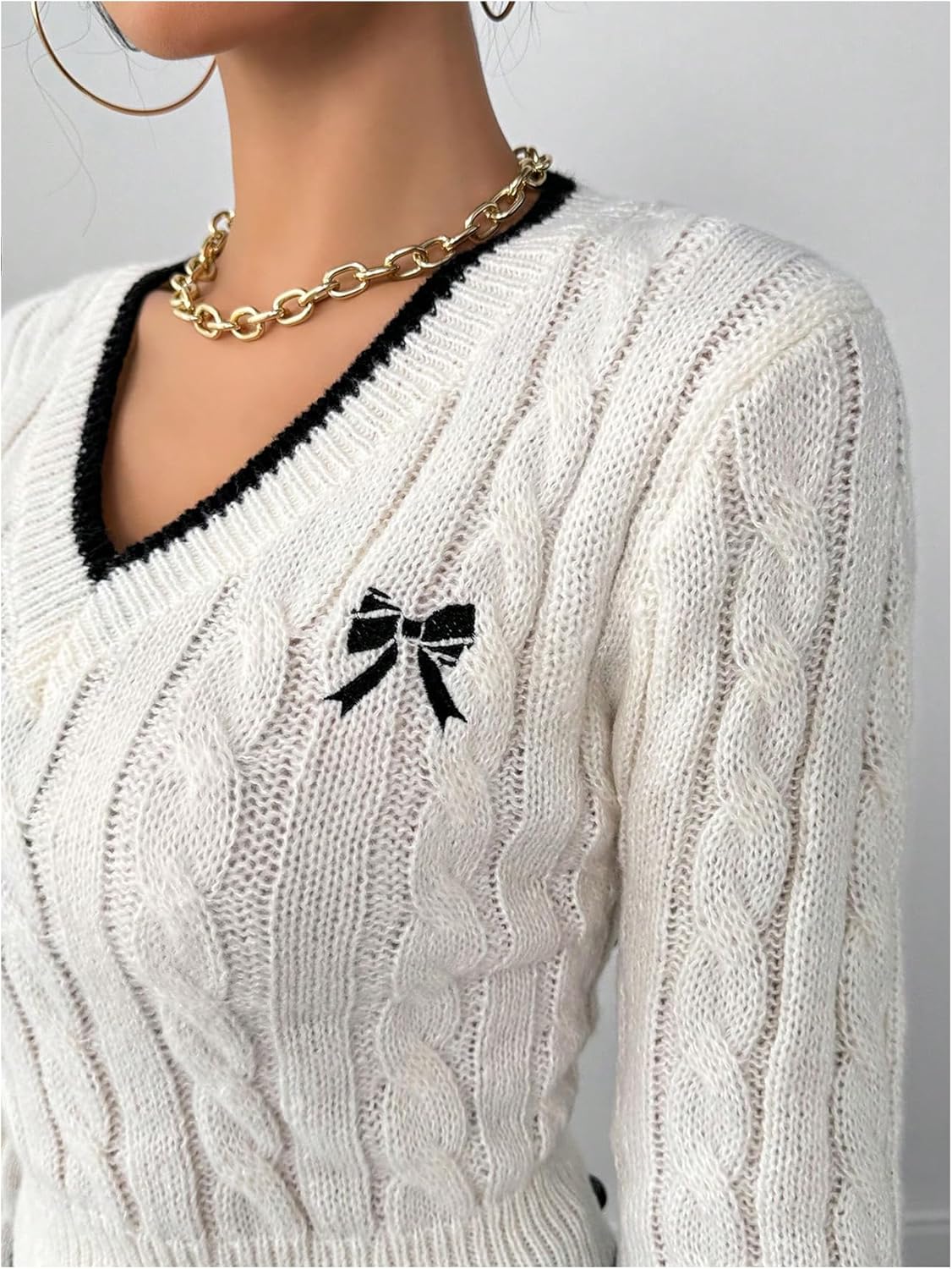 OYOANGLE Women's V Neck Cable Knit Long Sleeve Sweater Y2K Bow Embroidery Casual Cropped Pullover Tops - Image 4
