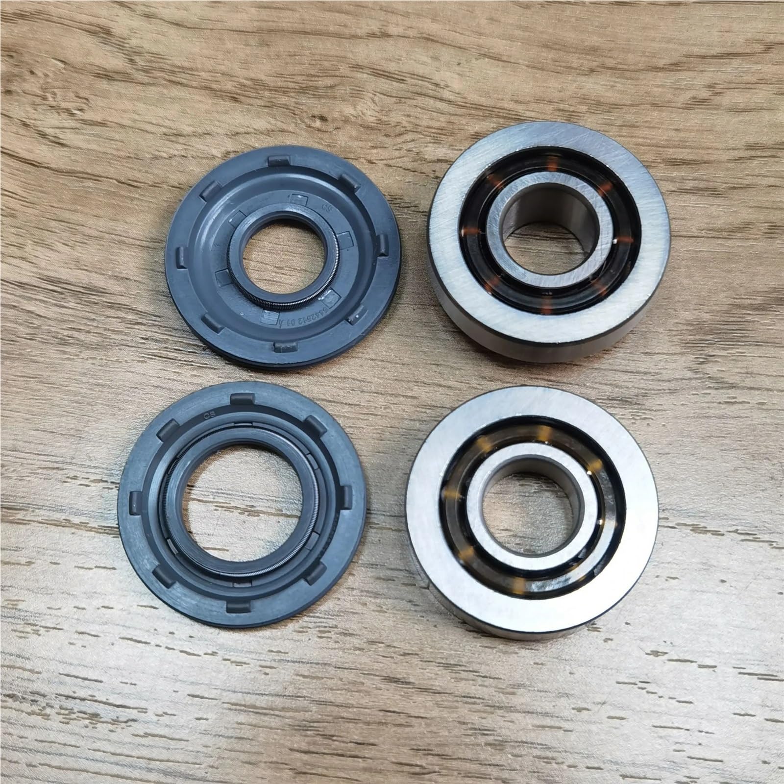 Anillo retén Juego de cojinetes de bolas y sellos de aceite para cigüeñal, compatibles con motosierras Husqvarna 135, 140, 435, 435E, 440 y 440E. Retén Aceite Cigüeñal(Bearing seal set)