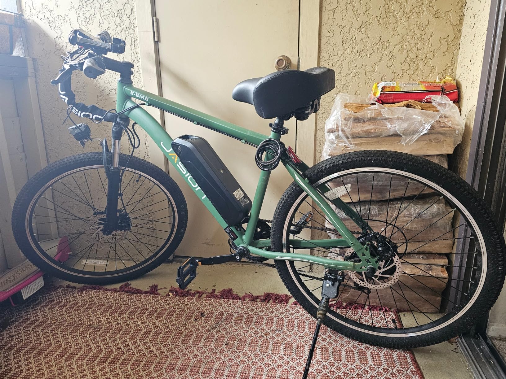 Jasion EB5 Electric Bike for Adults with Peak 500W Brushless Motor, 40Miles 20MPH Commuting Electric Mountain Bike with 360Wh Removable Battery, 7-Speed, 26" Tires and Front Fork Suspension photo review
