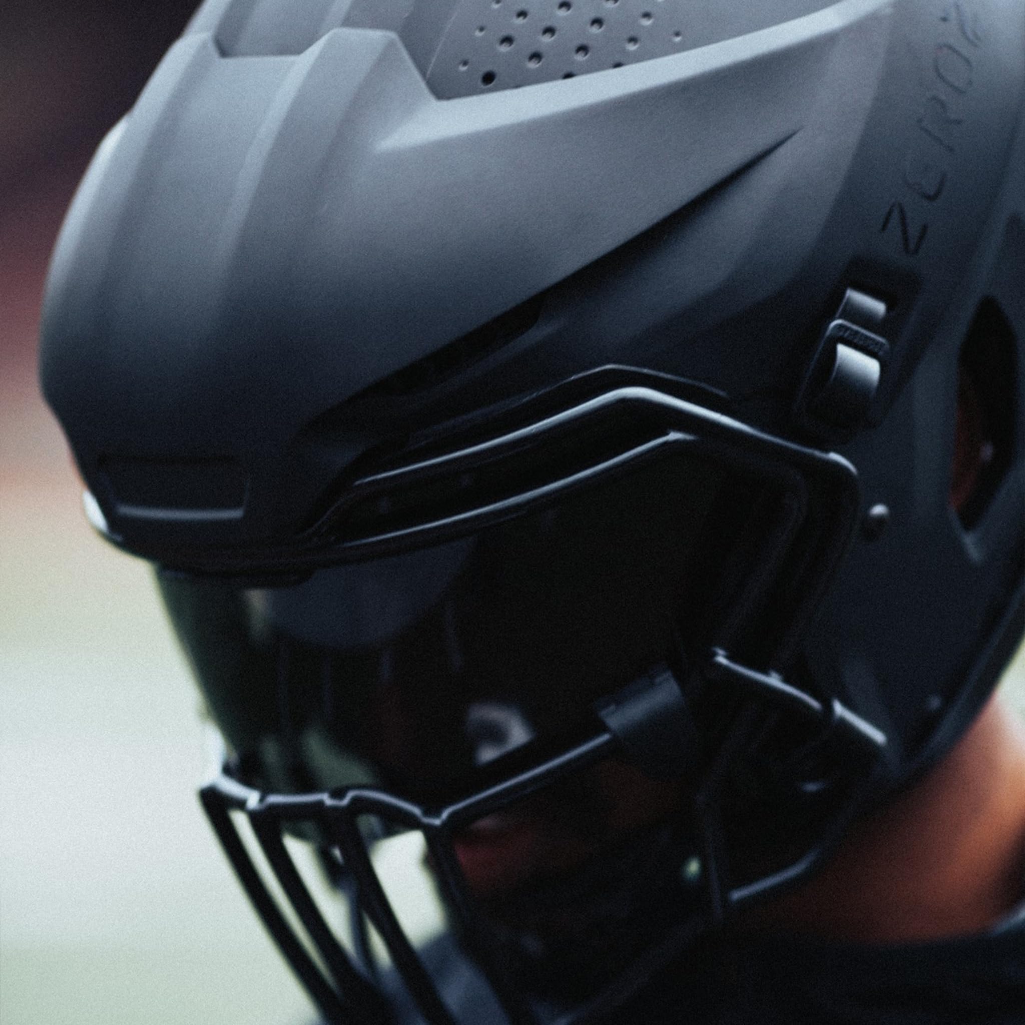 VICIS ZERO2 Trench No Facemask, Casco da Calcio – Maschera Non Inclusa Unisex Adulto