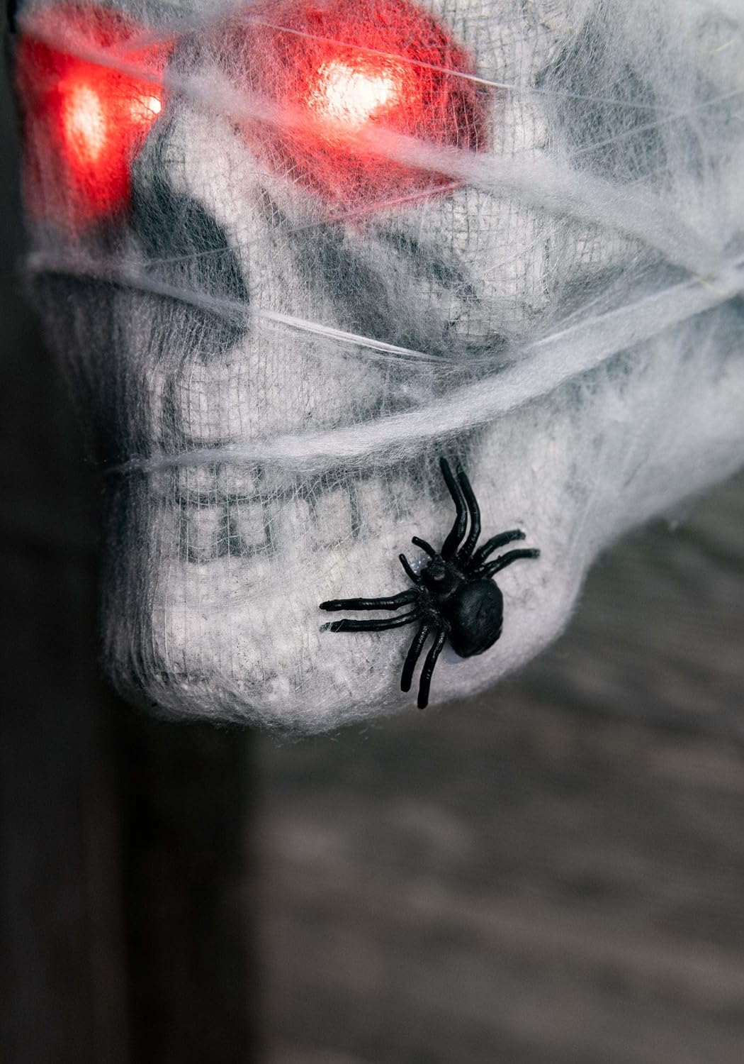 Fun Costumes Hanging Cocoon Skull with Fake Spiders Indoor & Outdoor Decoration, Light-Up LED Red Eyes Spiderwebs Battery Operated Display