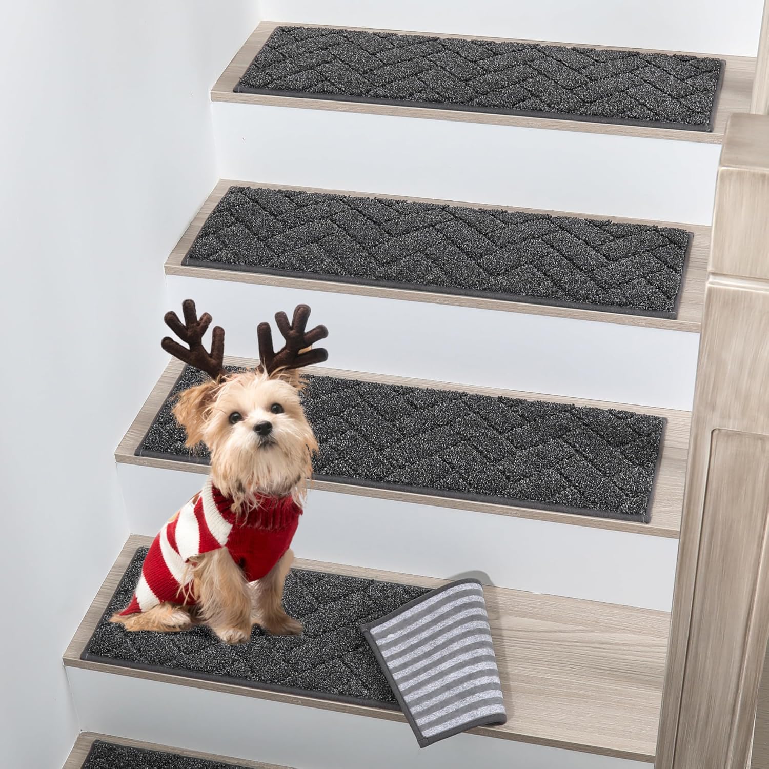 BEQHAUSE Stair Treads Non Slip Stair Runners Step Carpet Mat for Wooden Steps Indoor Machine Washable 28inX9in Edging Polyester Soft Stair Rugs for Kids Elders Pets with TPE Backing(Black,15pcs) 15pc Black 15