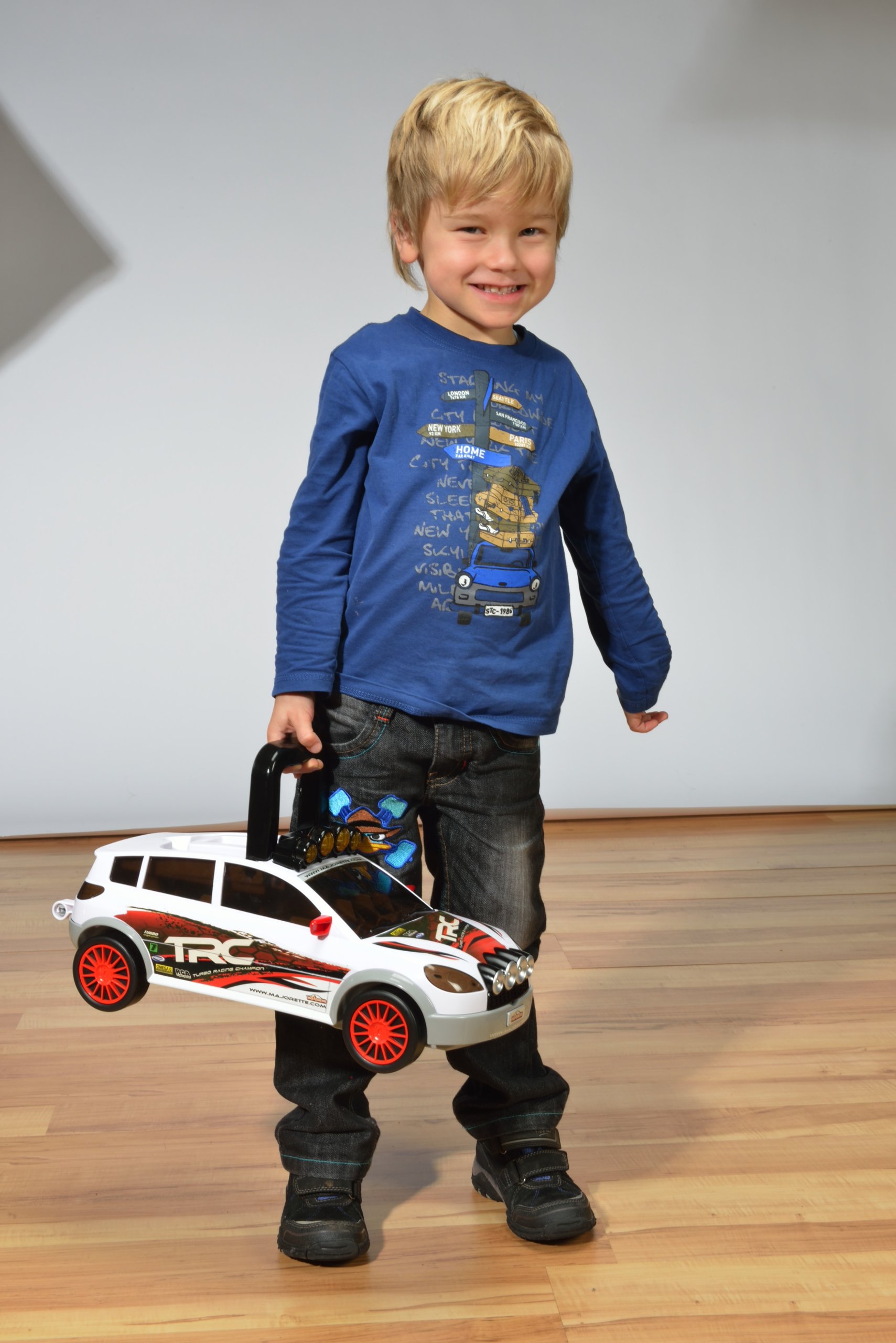 Simba 212088200 - Mojorette Racing Big Car Luci Suoni Porta-Modellini