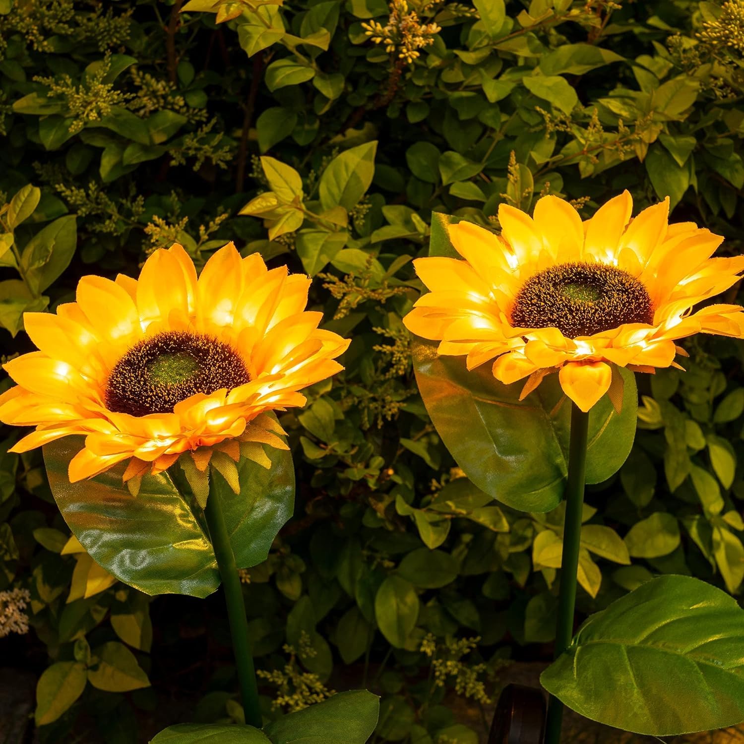 Sunflower Shape Automatic Charging Realistic Sunflower Solar LED Garden Decor Light With Stake For Outdoor Yard Pathway Outside Patio Lawn Waterproof Solar Powered-Auto On/Off (Set of-2)-image-46