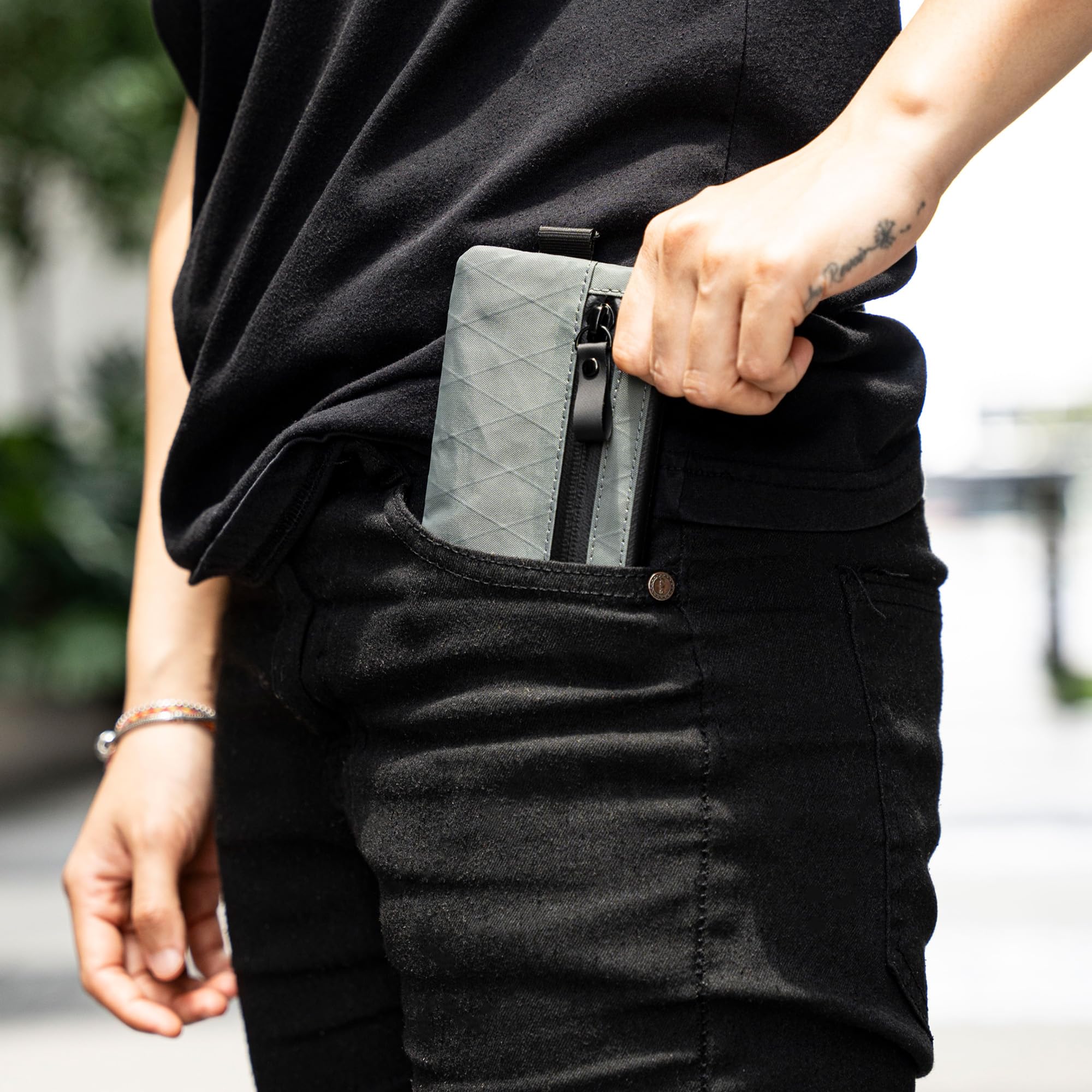ALPAKA Zip Pouch, Monedero Hombre Pequeño con Cremallera, Cartera para Hombre con Bloqueo RFID, Bolsa Organizadora de Bolsillo, Monedero Minimalista para Tarjetas, Resistente al Agua X-Pac