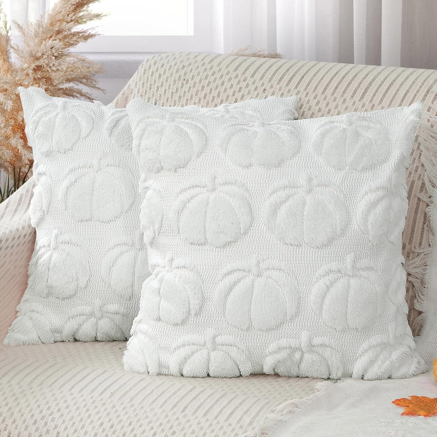 Lot De 2 Taies D'oreiller Halloween – 45x45 Cm – Blanche, Motif Fantômes, Douce (peluche Polyester)