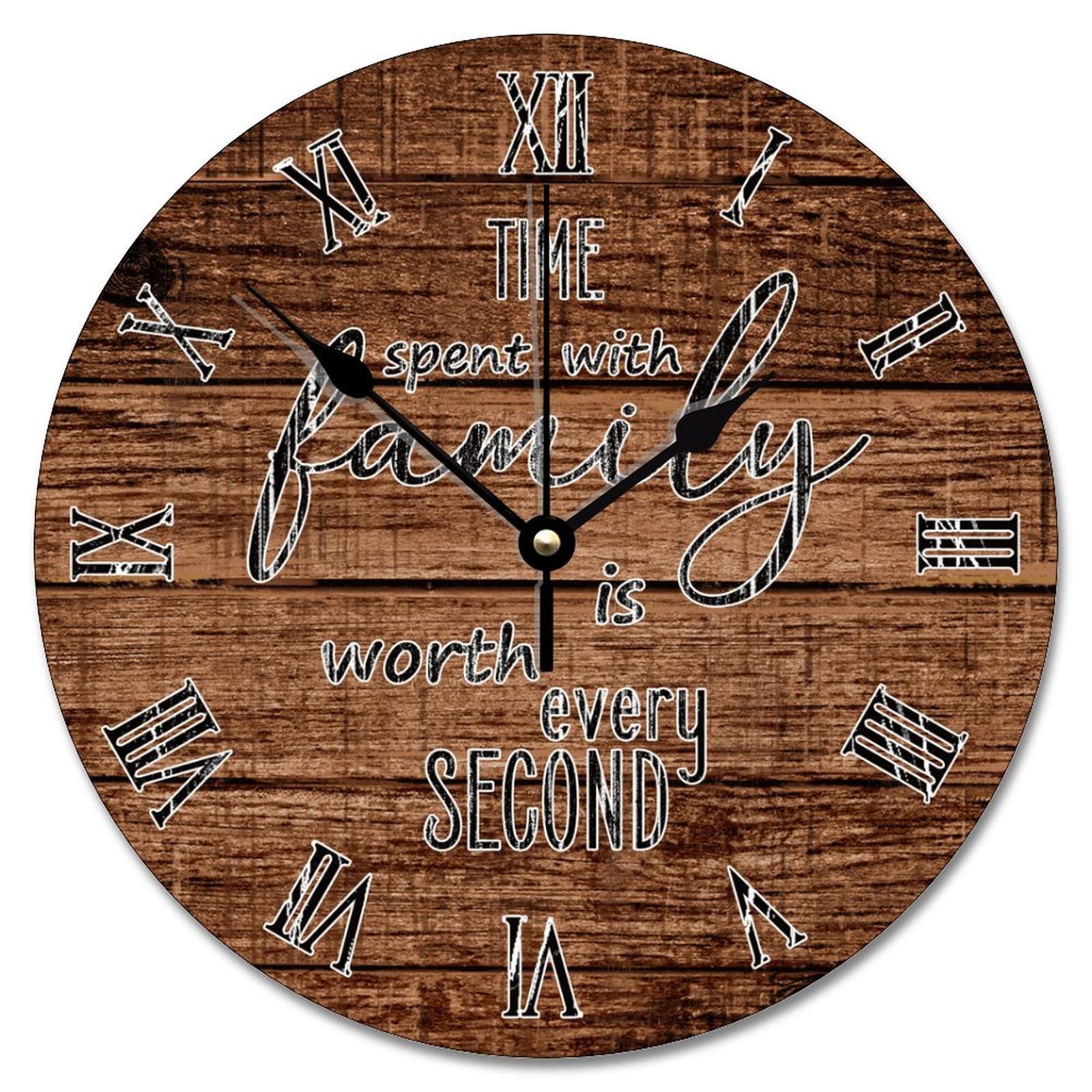 Horloge murale en bois vieilli pour une déco de salon chaleureuse