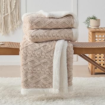 DECMAY Sherpa Fleece Throw Blanket, Double-Sided Soft Fluffy Warm Throw Blanket for Sofa, Bed, Armchair, Large throw for All Season Use, Khaki, 150x200cm