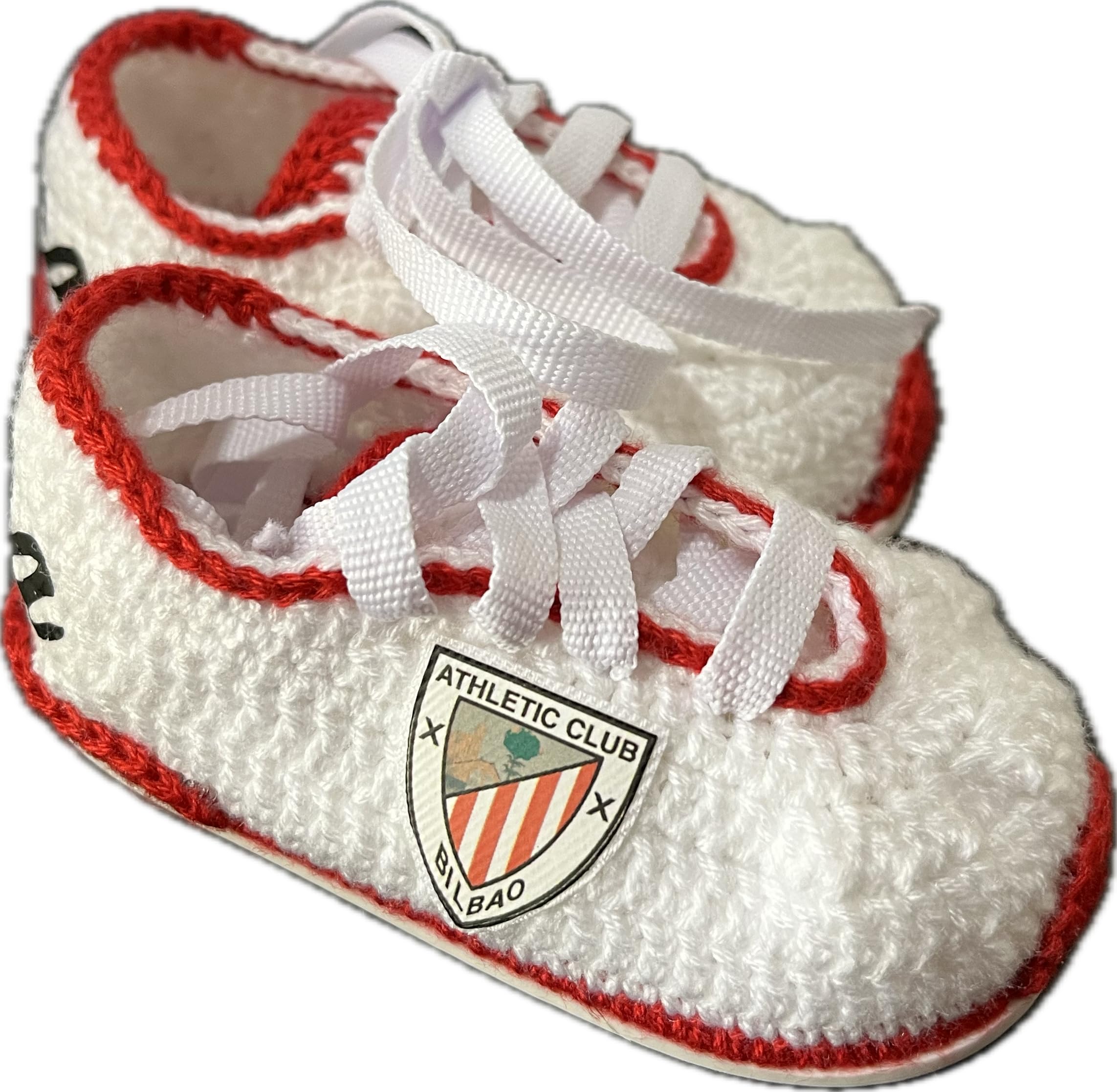 Patucos Futbol para bebe recien nacido de ganchillo del equipo de aficionados al club de Bilbao. Personalizados y disponibles en tallas 0-12 meses. Te regalamos el nombre del bebe grabado