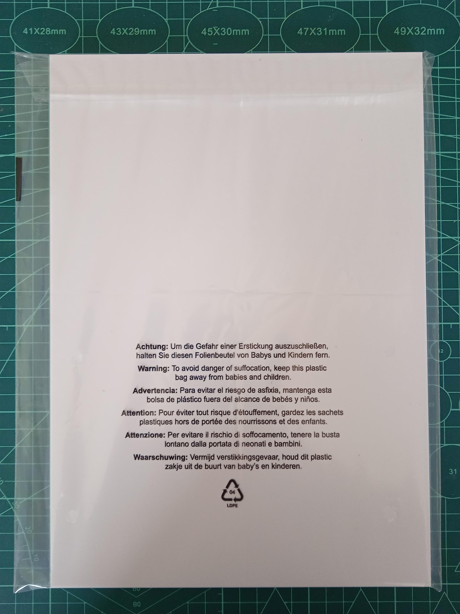 Cyanboard, Plaques en polystyrène rigide blanc : 3 pièces format A4 (297 mm x 210 mm). Plasticard pour modélisme et maquettes. Épaisseur 1 mm