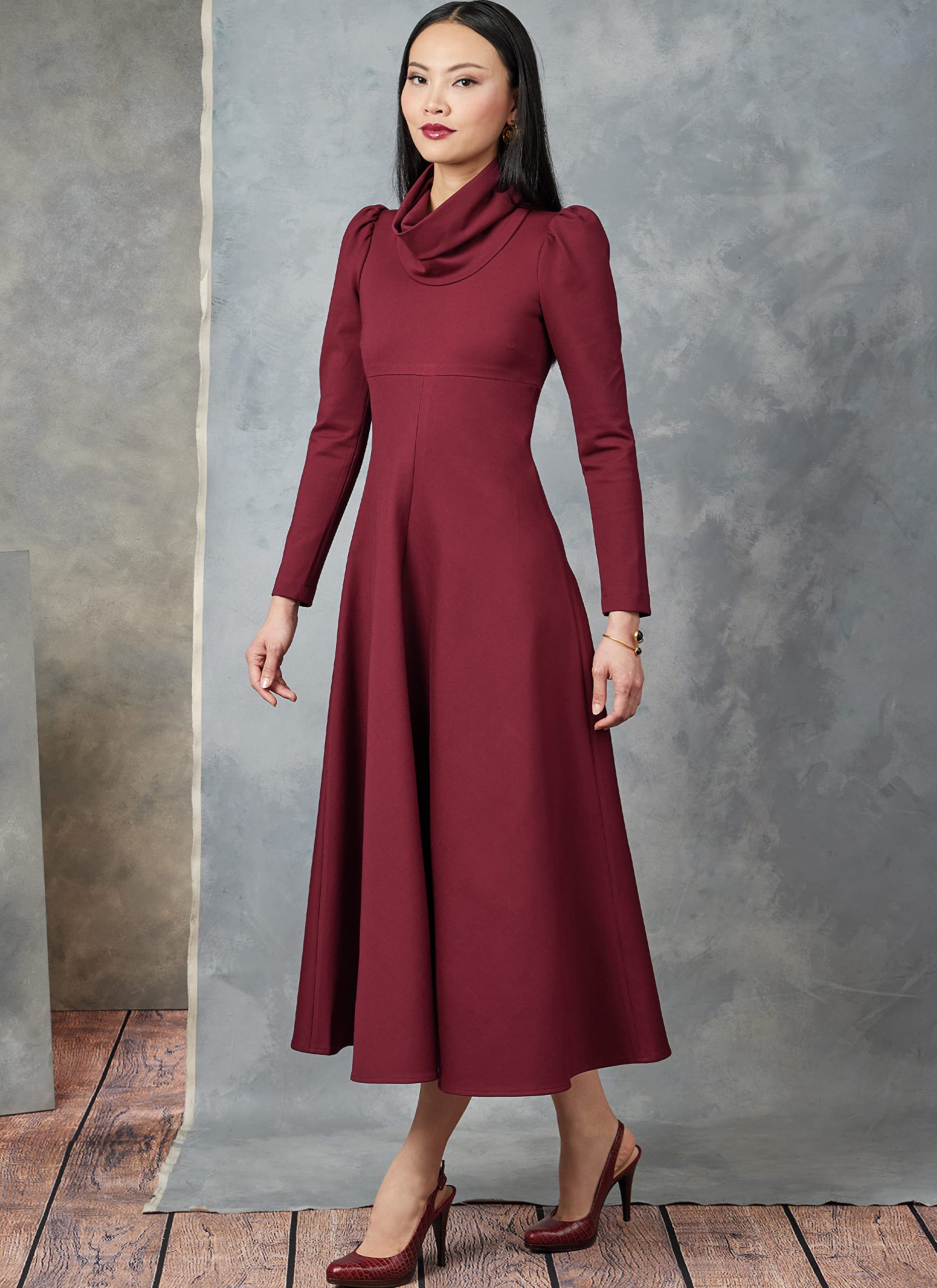 Vogue Schnittmuster 140 - Elegantes Damenkleid Mit Gürtel Selbst Nähen