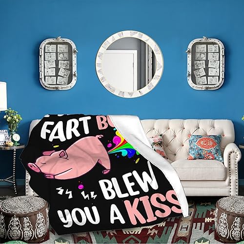Miniatura 7 de Fun Pig - Manta con texto en inglés "I Didn't Fart My Butt Blew You A Kiss - Manta de forro polar súper suave, acogedora manta de franela con aire