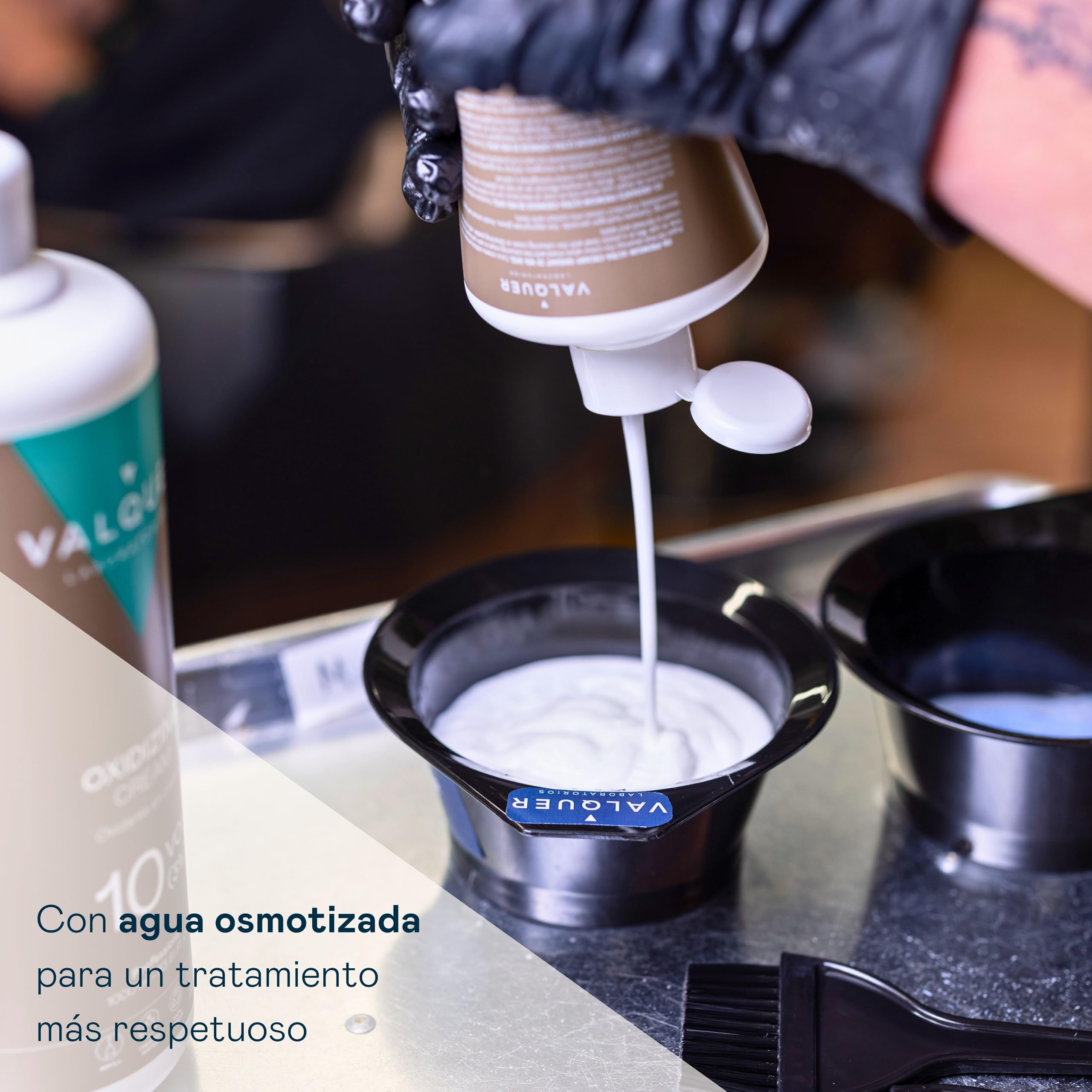 VALQUER Agua Oxigenada en Crema Estabilizada 20 Volúmenes 6% | Oxidante para Coloración Capilar Permanente y Decoloración | Vegano con Ingredientes de Origen Natural | Profesional | 1 L — view 4