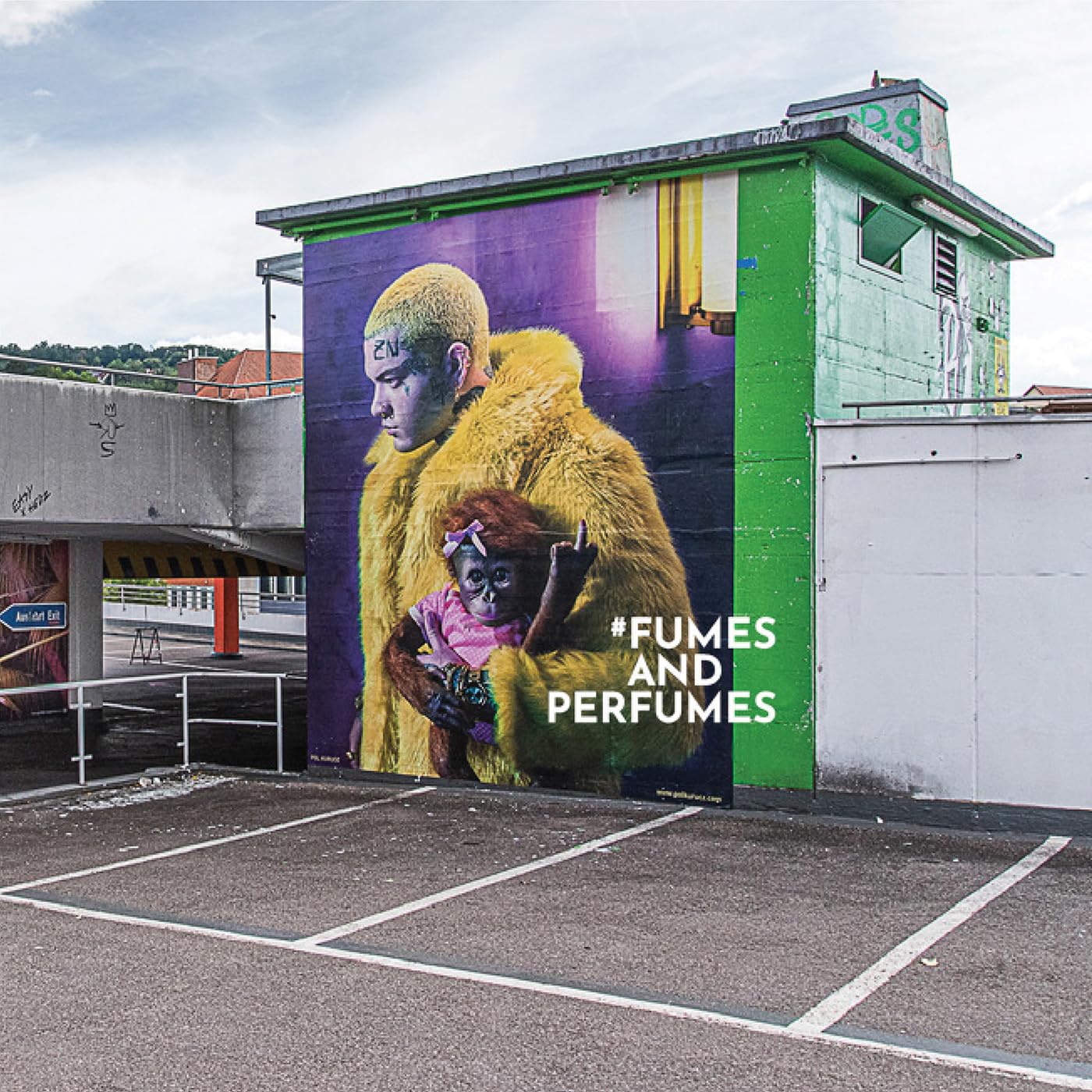 Fumes & Perfumes: Ten Years of Contemporary Photography édition prestige