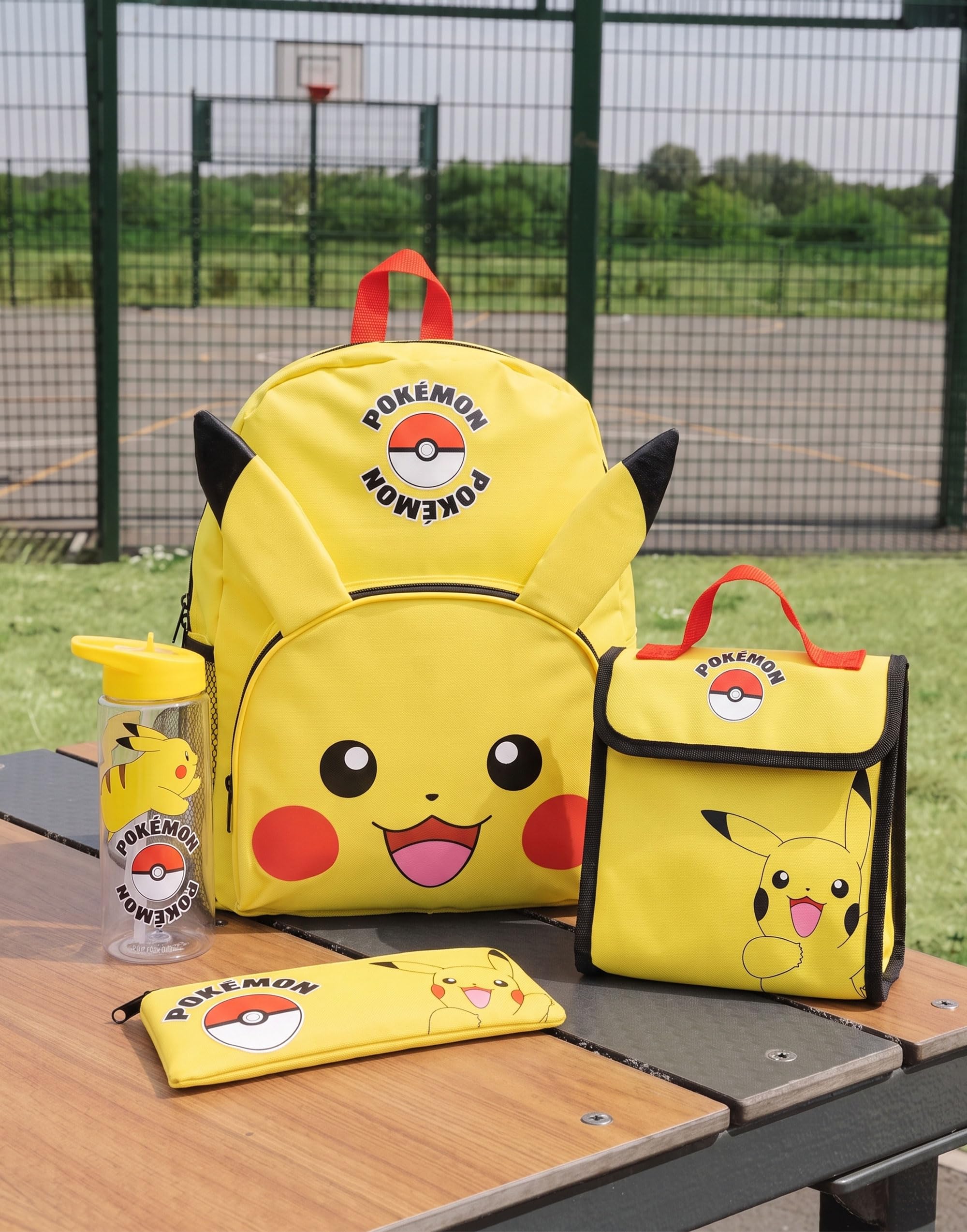 Pokemon Plecak dla dzieci, Pikachu Merchandise, dla dziewczynek i chłopców, z pokeballem, uszami 3D, plecak szkolny, piórnik, butelka na wodę, ŻÓŁTY, Rozmiar uniwersalny