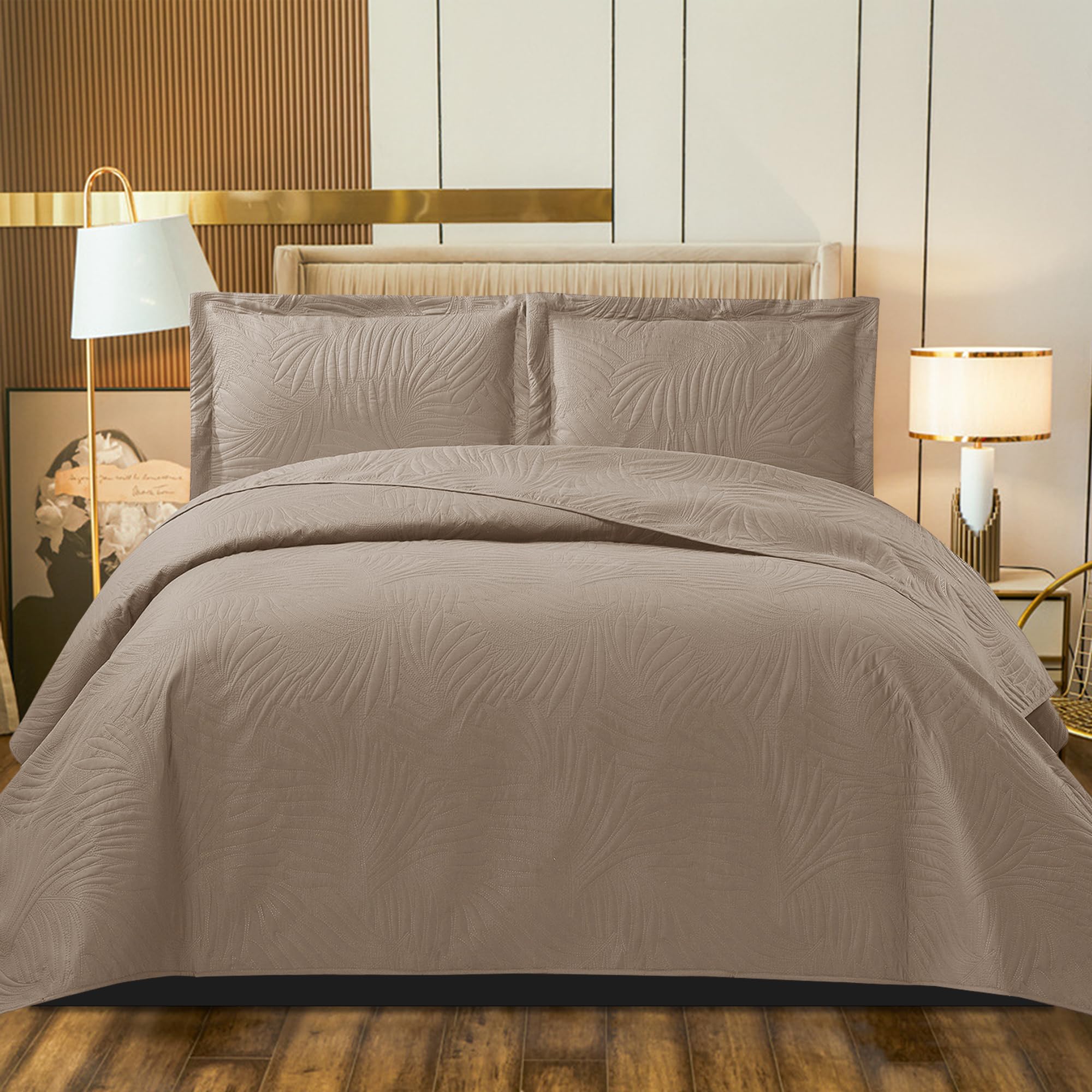 B&B Quilted Bedspread Bed Throws - Luxury Embossed Tropical Leaf Pattern Reversible Quilt Bedspreads Coverlets for Bedroom Decor with Matching Pillow Shams (King, Mink)