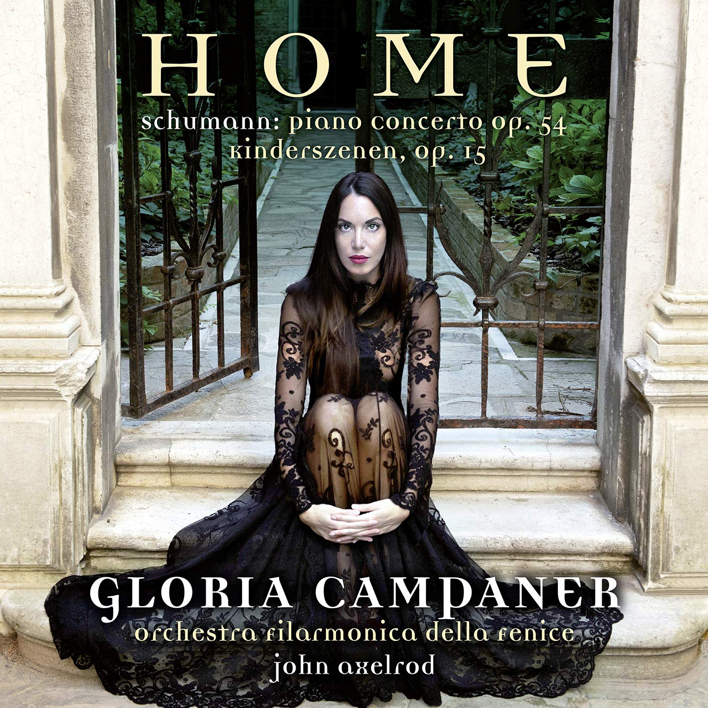 HOME - Schumann: Piano Concerto & Kinderszenen