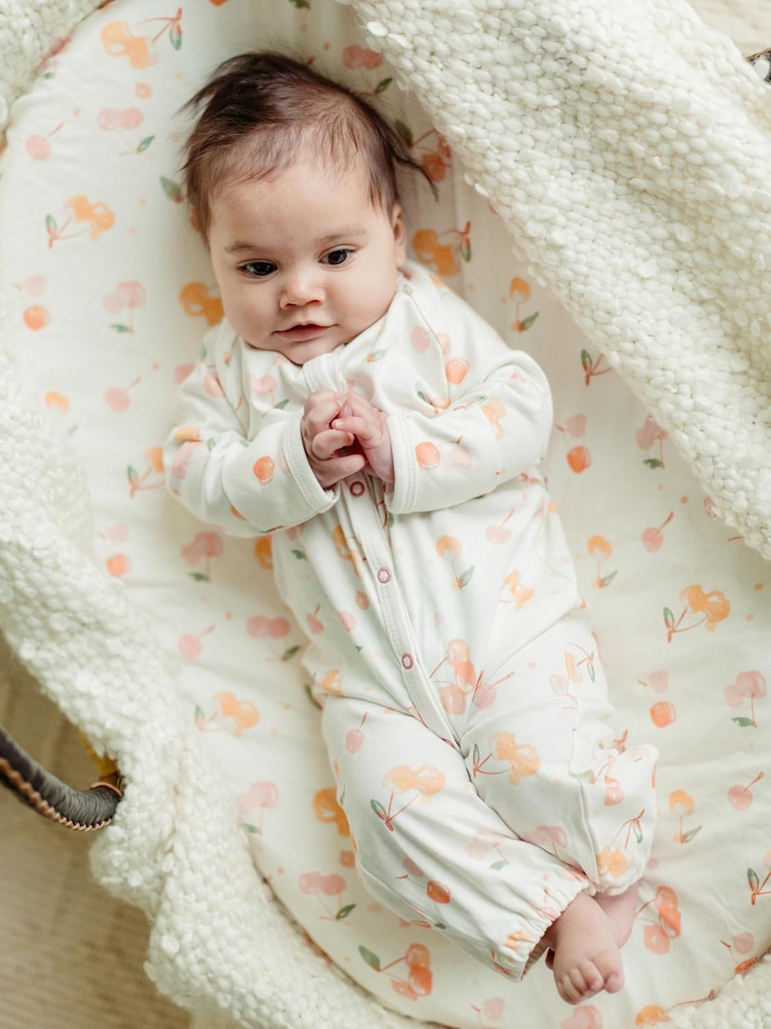 Under The Nile Bassinet Sheet - Cherry Picking - Organic Cotton