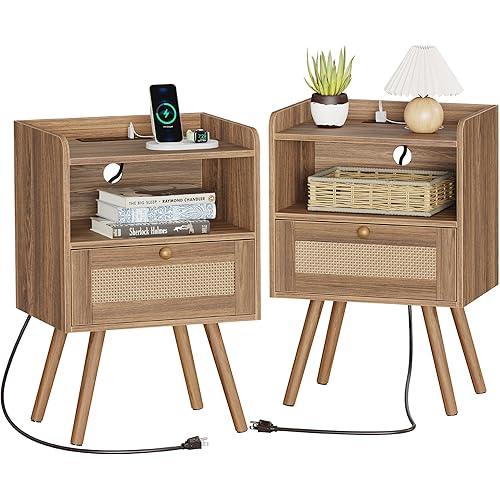 SUPERJARE Nightstands Set of 2, Night Stands with Charging Station & PE Rattan Decor Drawer, Bed Side Tables with Solid Wood Feet, End Table, for Bedroom, Living Room, Walnut