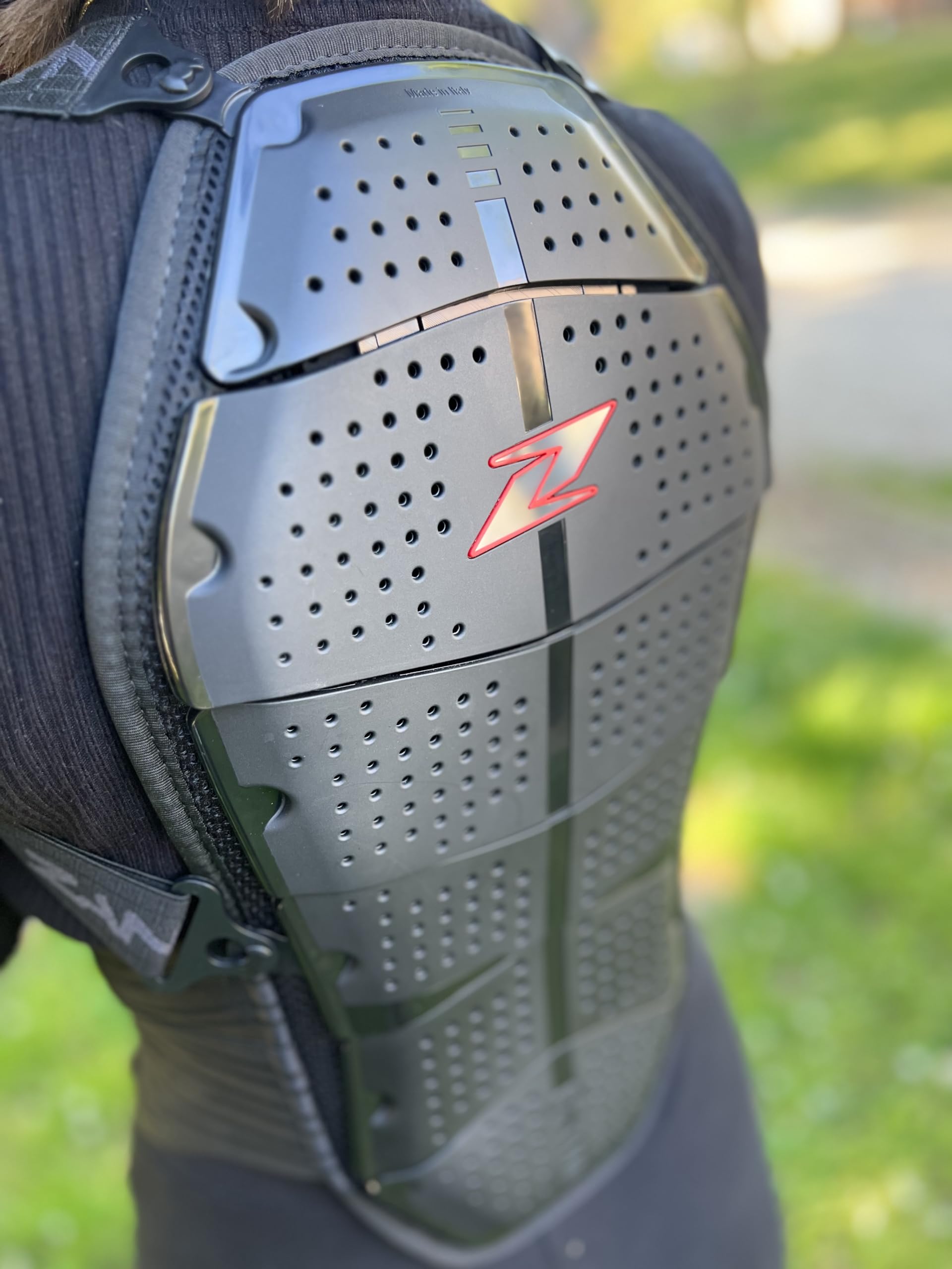 PRO SHELL x9 XL (altezza 188/197cm, girovita 102-114cm)