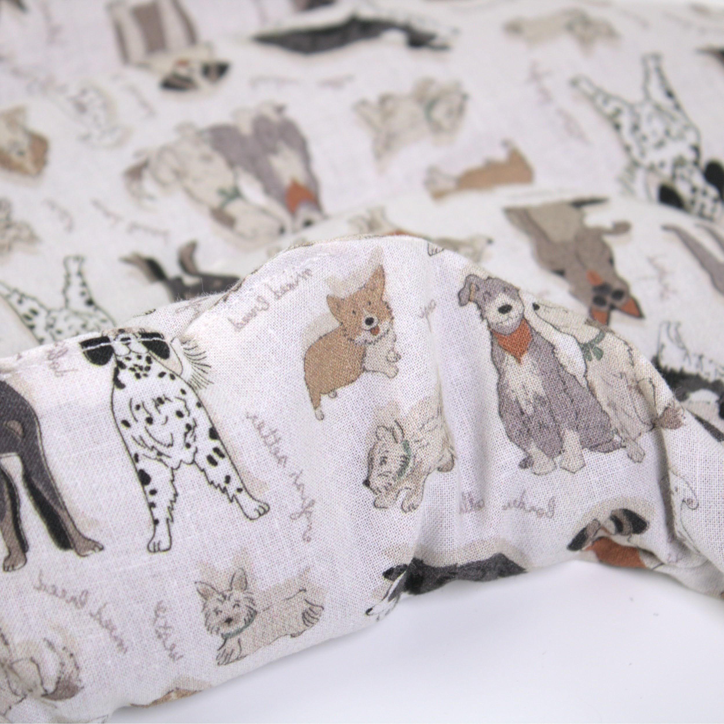 Cojín térmico para las vértebras cervicales – Cuello + hombros + espalda. Algodón biológico Perros. Almohada térmica con huesos de cerezas. Cojín de nuca. Saco térmico.