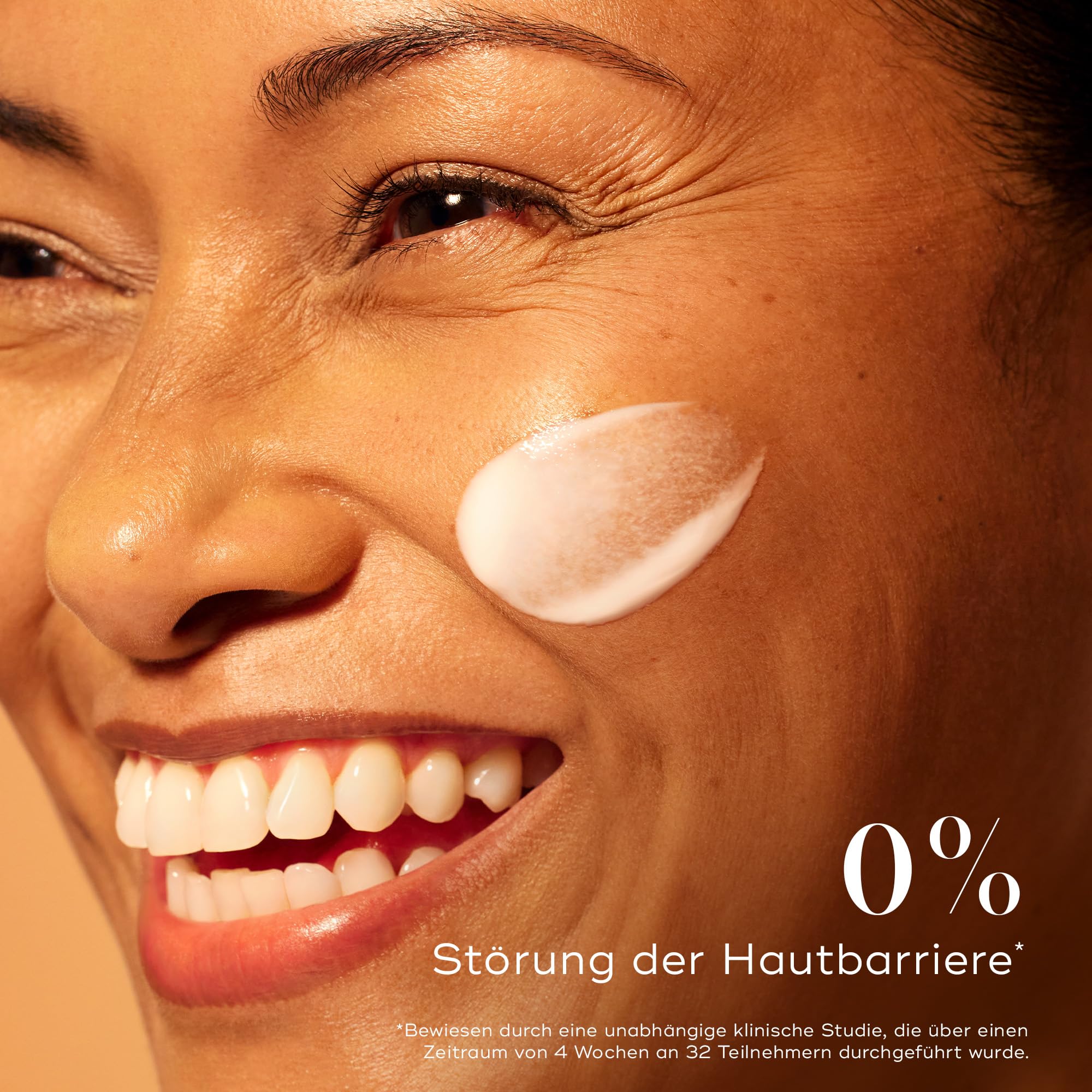 Medik8 C-Tetra Advanced, 20% Vitamin C Gel-Serum mit Exosomen - 30 ml | Vitamin-C-Serum mit Exosomen – schützt vor vorzeitiger Hautalterung und sorgt für eine beschleunigte Aufhellung des Hautbilds