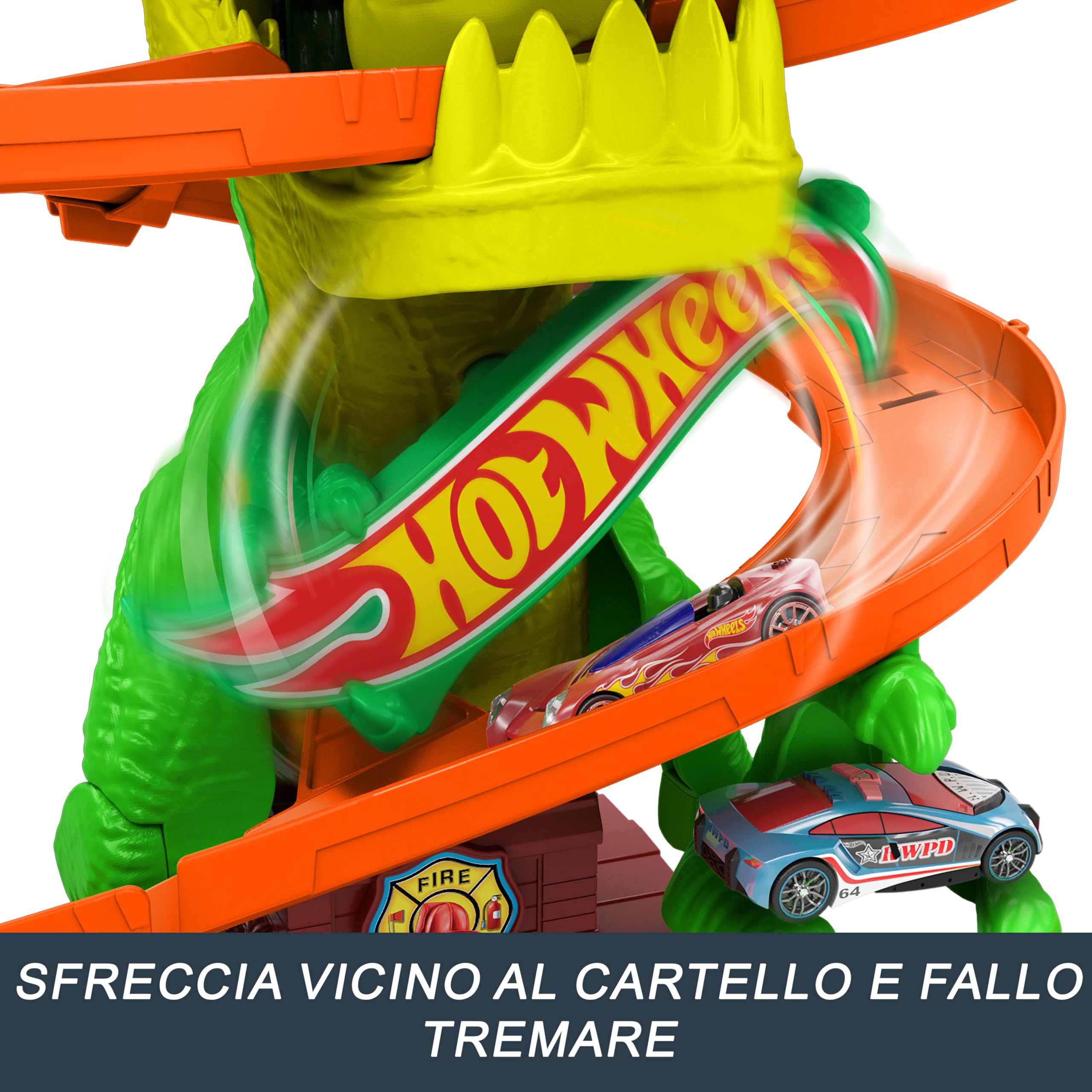 Hot Wheels City - T-Rex Battaglia Infuocata, playset stazione dei pompieri con dinosauro occhi rotanti e pista per gareggiare, camion dei pompieri incluso, giocattolo per bambini, 4+ anni, JBM73