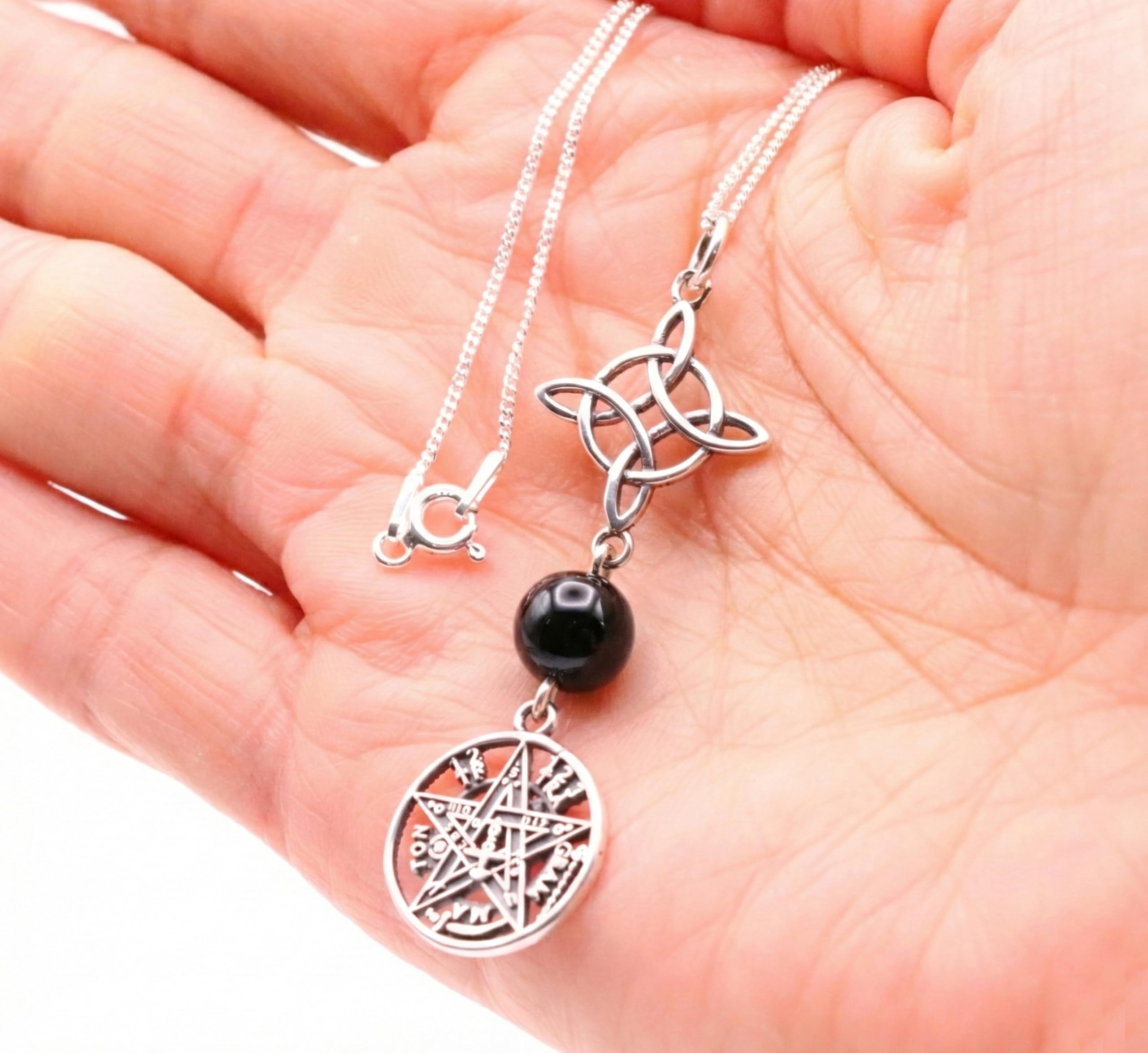 Halskette mit doppeltem Schutz, Dreifach-Medaille des Heiligen Benedikt, 925er-Sterlingsilber, rhodiniert, 45 cm lange Kette