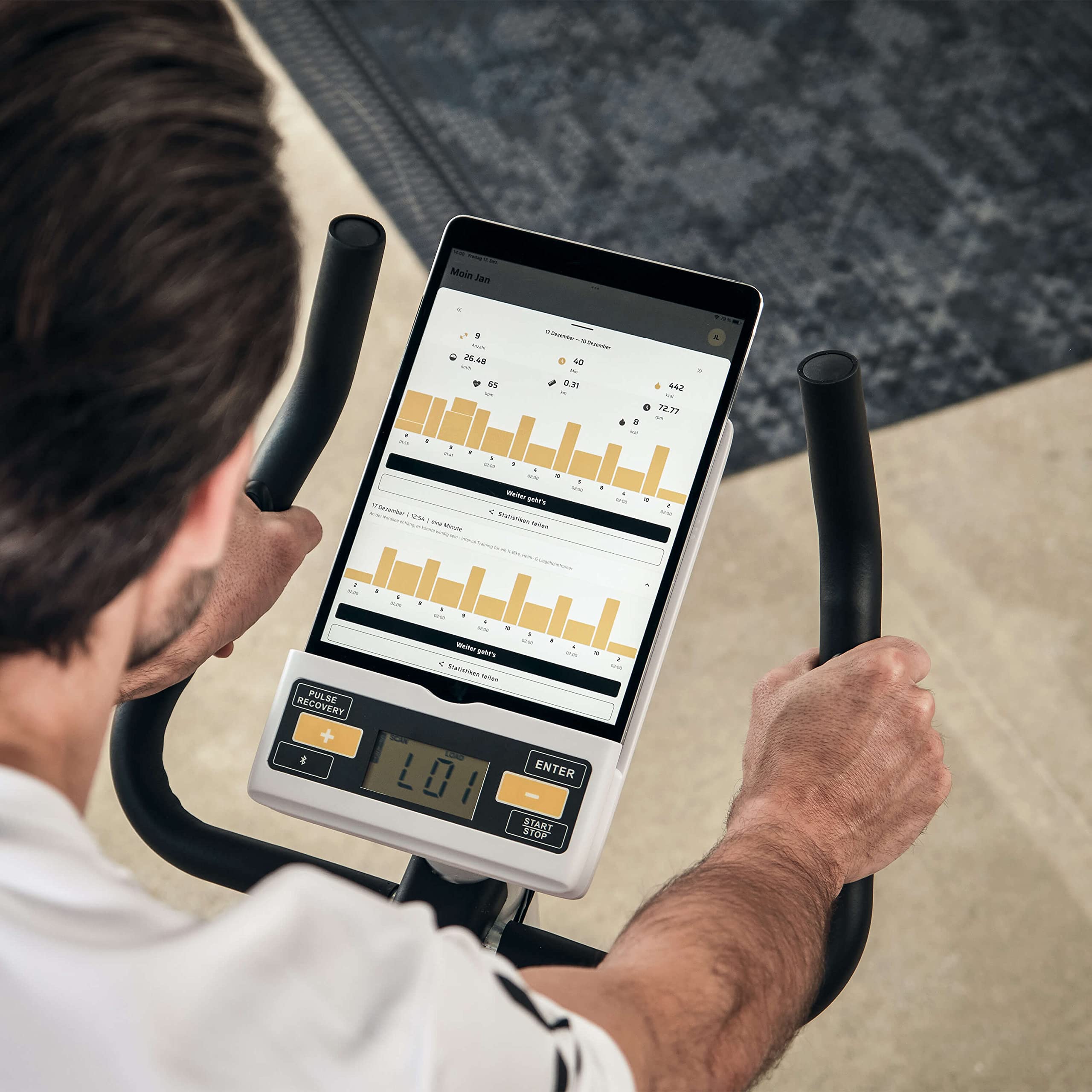SportPlus COMPACT Vélo d'appartement 24 niveaux résistance pulsomètre intégré compatibilité applis cardio-training