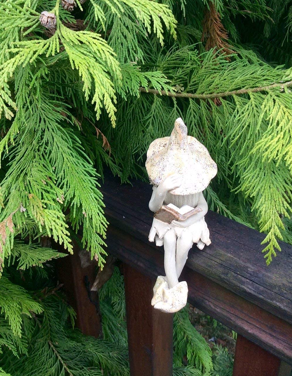 Fairy garden shy fairy figurine, pixie plant pot ornament reading her book, speckled cream, Small - Image 4