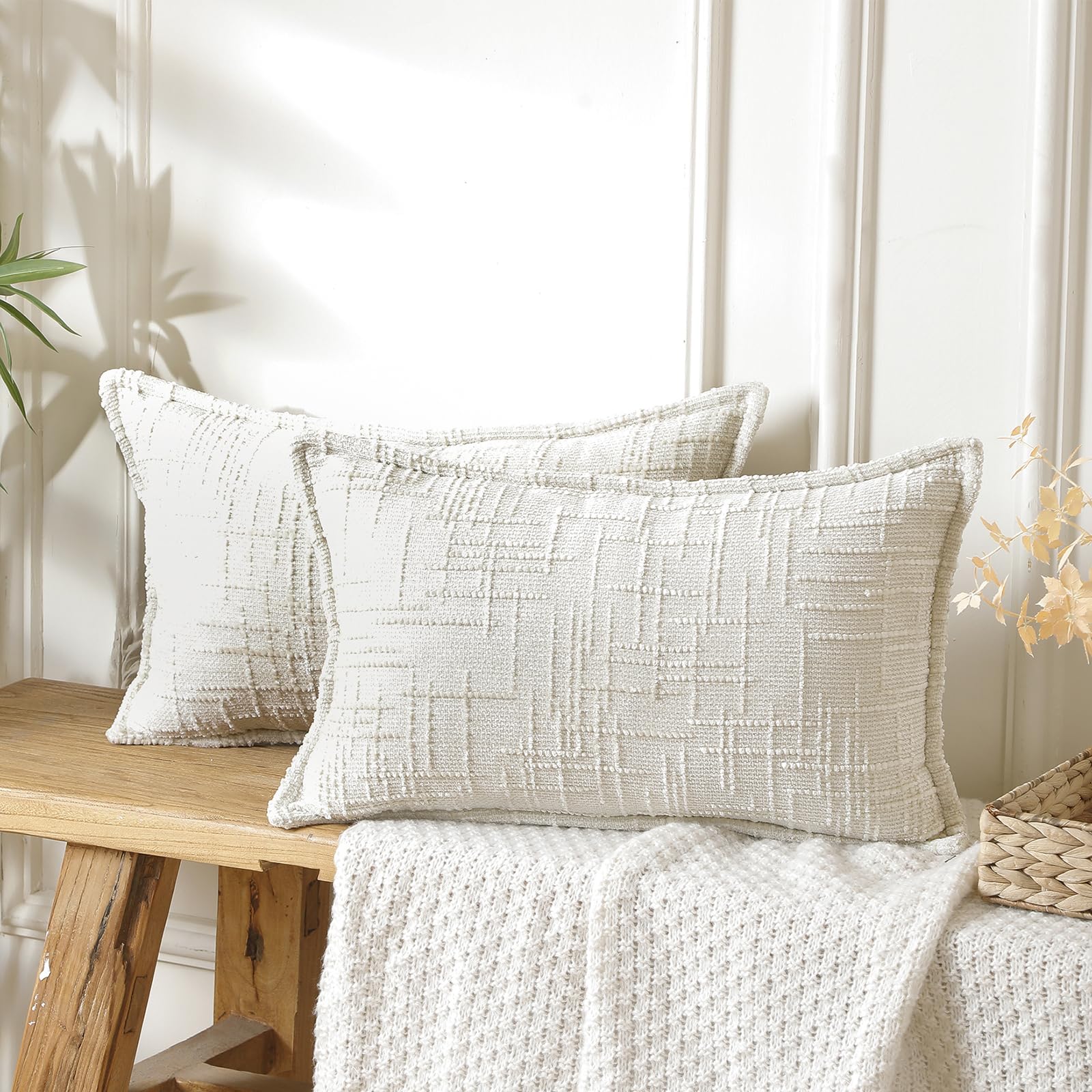 Cream Cushion Covers White Chenille 30x50 cm 12x20 inch Decorative Cushions Modern Throw Pillow Covers Boho Decorative Pillowcases for Couch Sofa Bed Bedroom Living Room, Set of 2