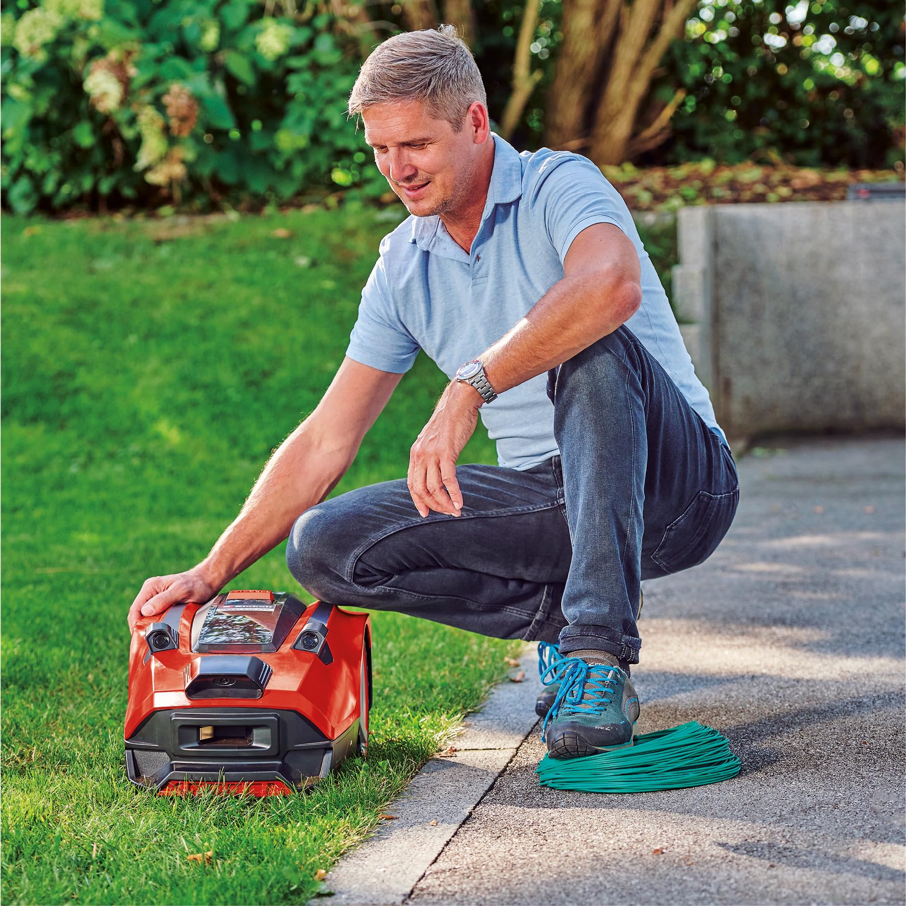 Einhell tosaerba FREELEXO CAM 500 Power X-Change (18 V, la telecamera sostituisce il cavo perimetrale, per 500 m², brushless, fino al 25% di pendenza, larghezza di taglio 18 cm, incl. batteria 3,0 Ah)