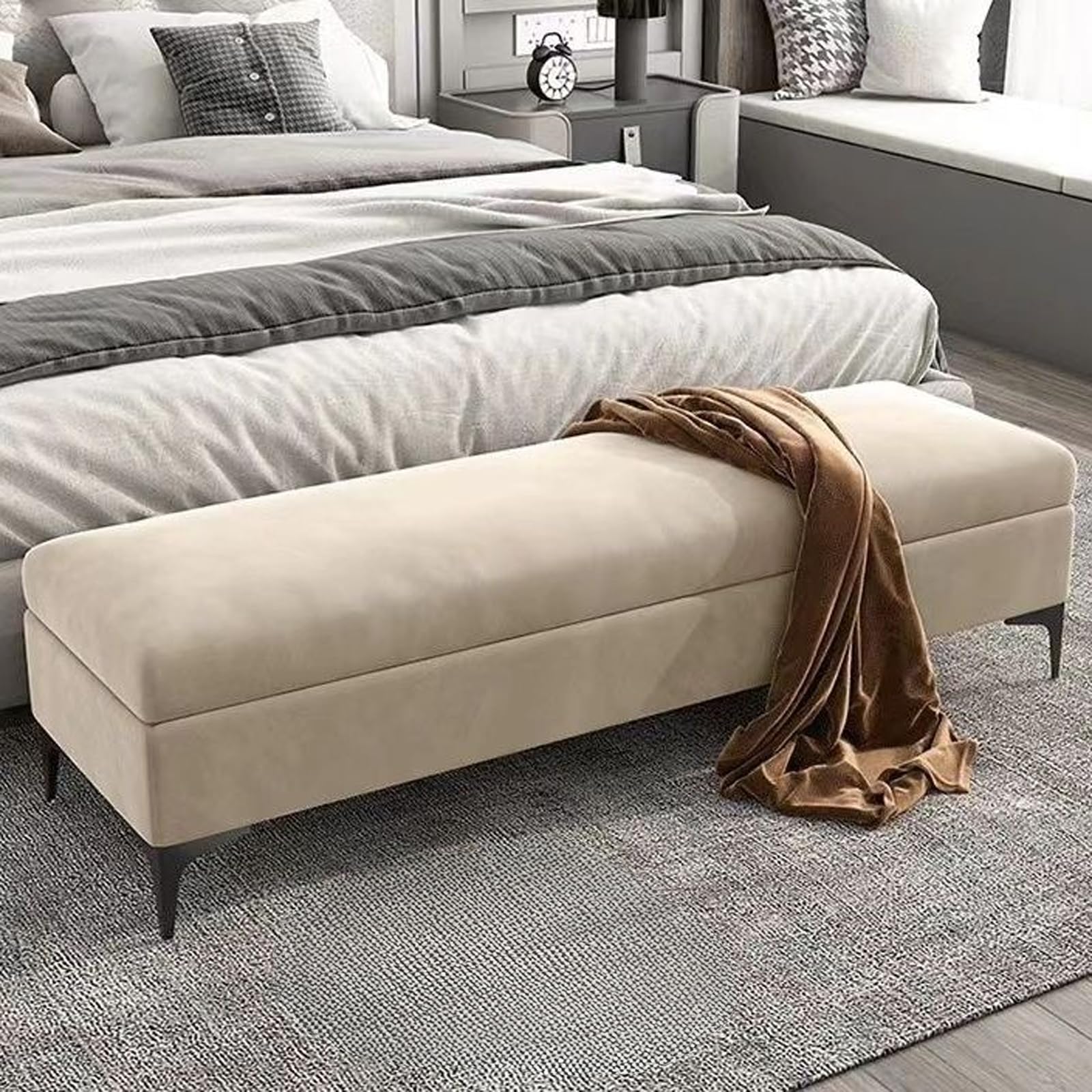 Banc d'extrémité de lit kaki pour sublimer l'ambiance de votre chambre à coucher