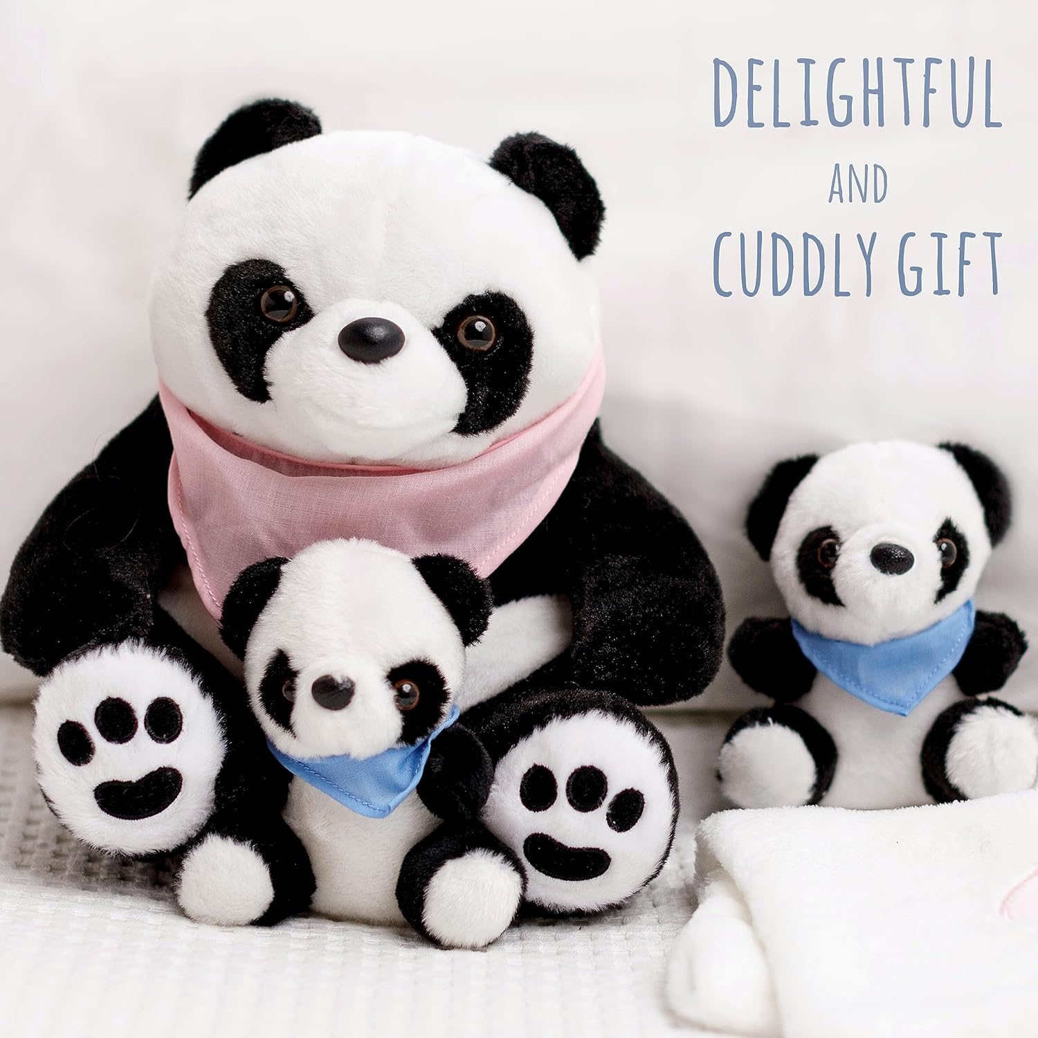 Perfectto Design Panda Stuffed Animal Bear Plush Toy for Girls 5 PCS Set - Mommy, 2 Babies, Bag, Blanket stuffies 3 4 5 Year Old Girl, Little Girls Birthday, Christmas Age 3-9