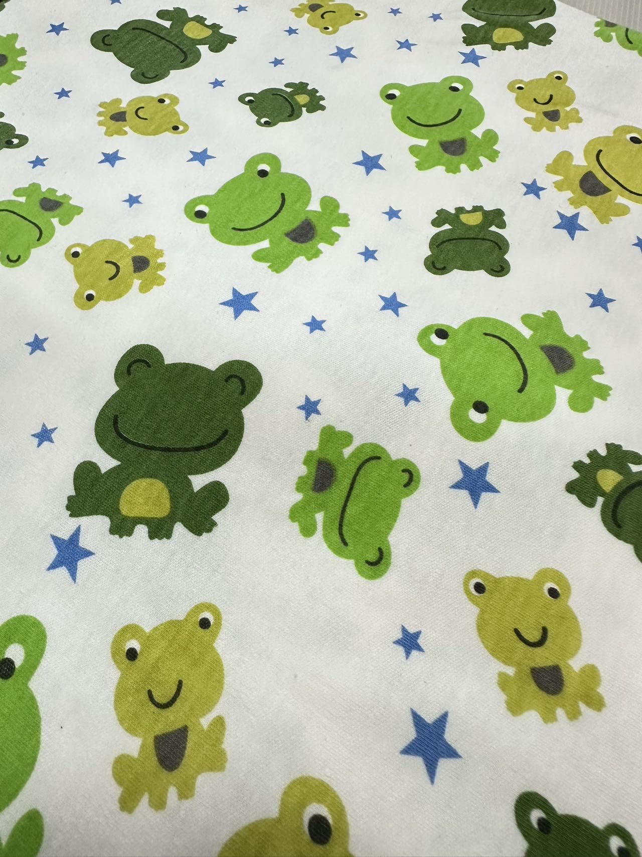 Amazon | ニット生地 かわいいカエル スムース ハンドメイド | 布