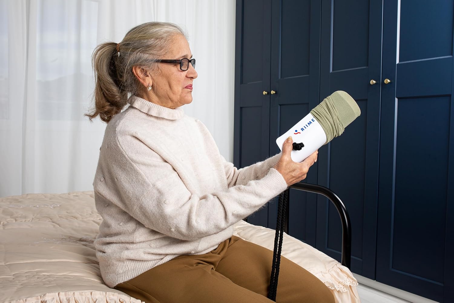 Sock Aid-SOKELP-Sock Aids for Putting On Socks-Effortlessly-Sock Helpers for Seniors with Ergonomic Handles-Sock Assistant Device No Bending-Hip Kit-Disability Aids for Elderly