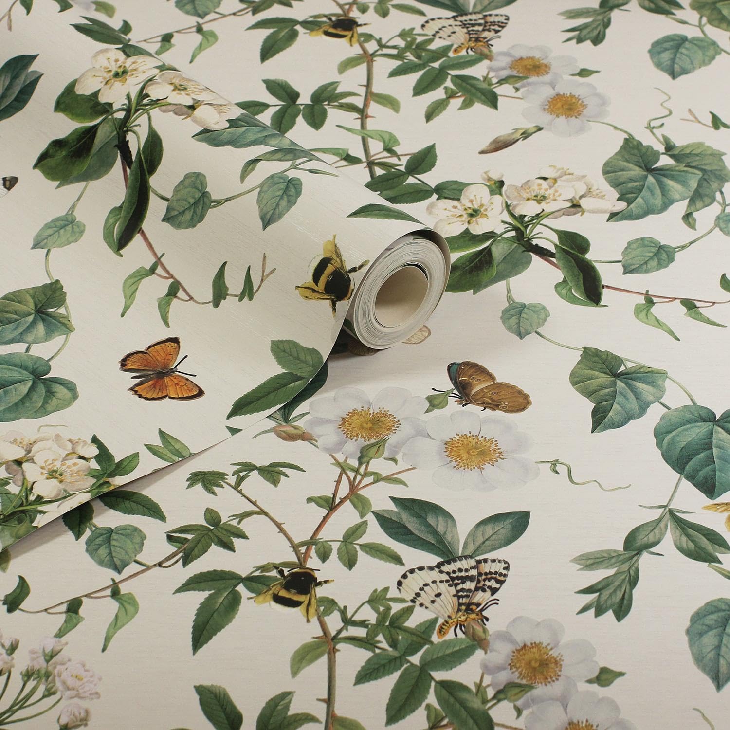 Bumblebee Trail Cream Wallpaper - Naturistic Flowers Petals Leaves Garden - Classic Stylish Feature Wall