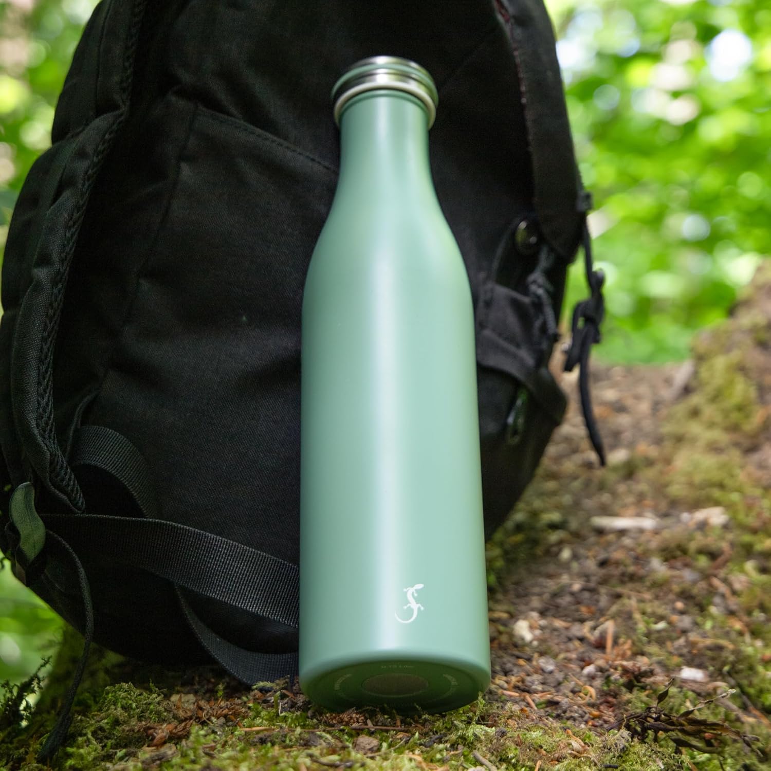 LURCH Stainless Steel Insulated Flask 0.75 L in Dark Salvia - The Perfect Water Bottle for on the Go