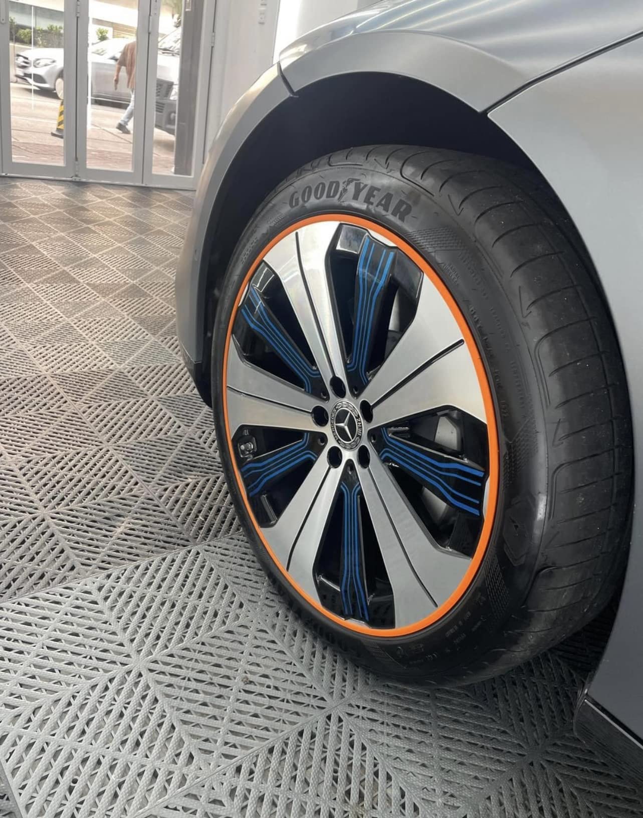 Rimblades FELGENSCHUTZ & STYLING orange Ausführung 2016 Alu Felgen Schutzring Felgenringe Felgenstyling 13 bis 24 Zoll Rim Protector Guard Ringz Felgenrandaufkleber Felgenhornschutz Farbe ORANGE