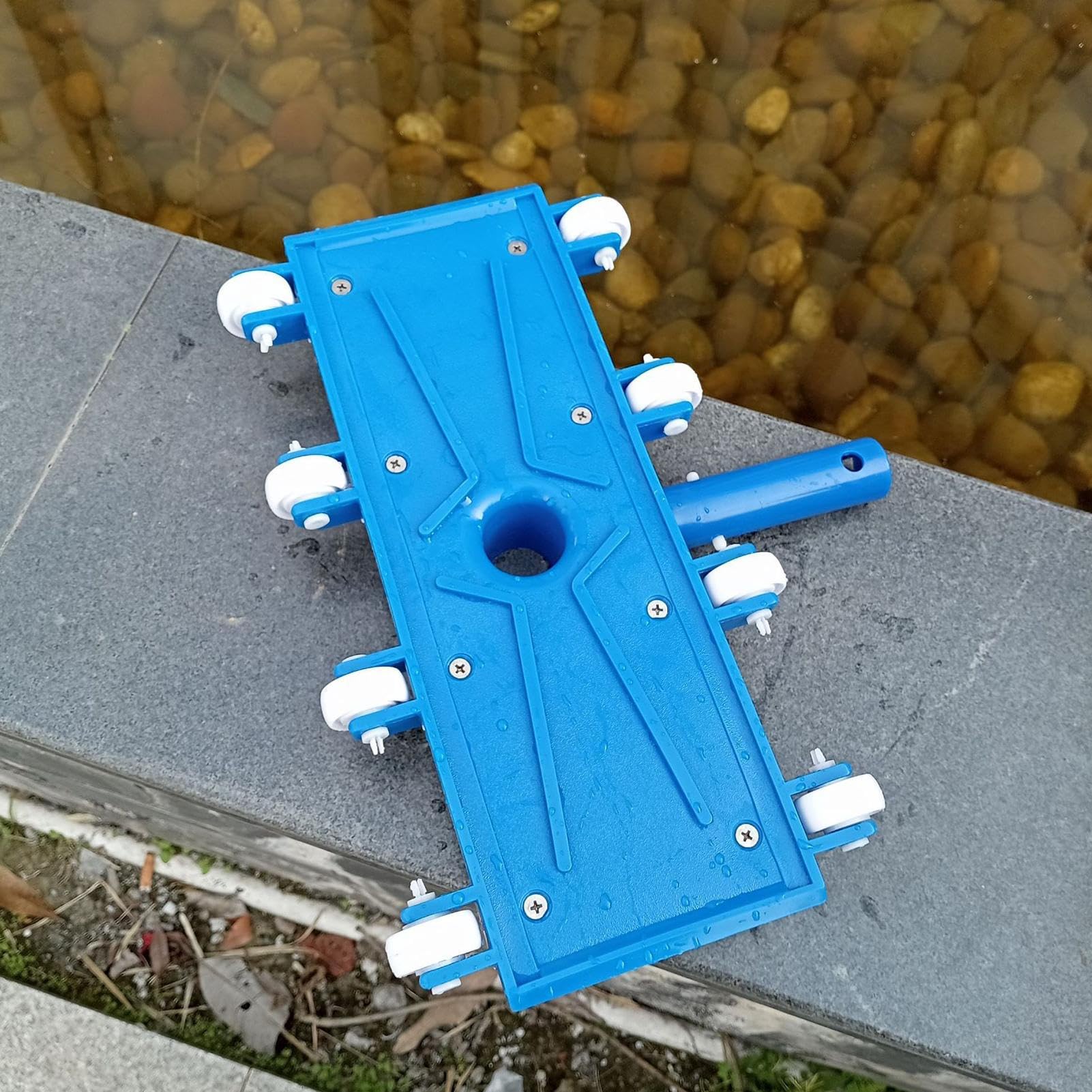 Cabezal de vacío, herramienta de mantenimiento de aguas termales, función de limpieza flexible, detalle de material ABS resistente, cabezal de vacío con ruedas, accesorio de piscina para limpieza del