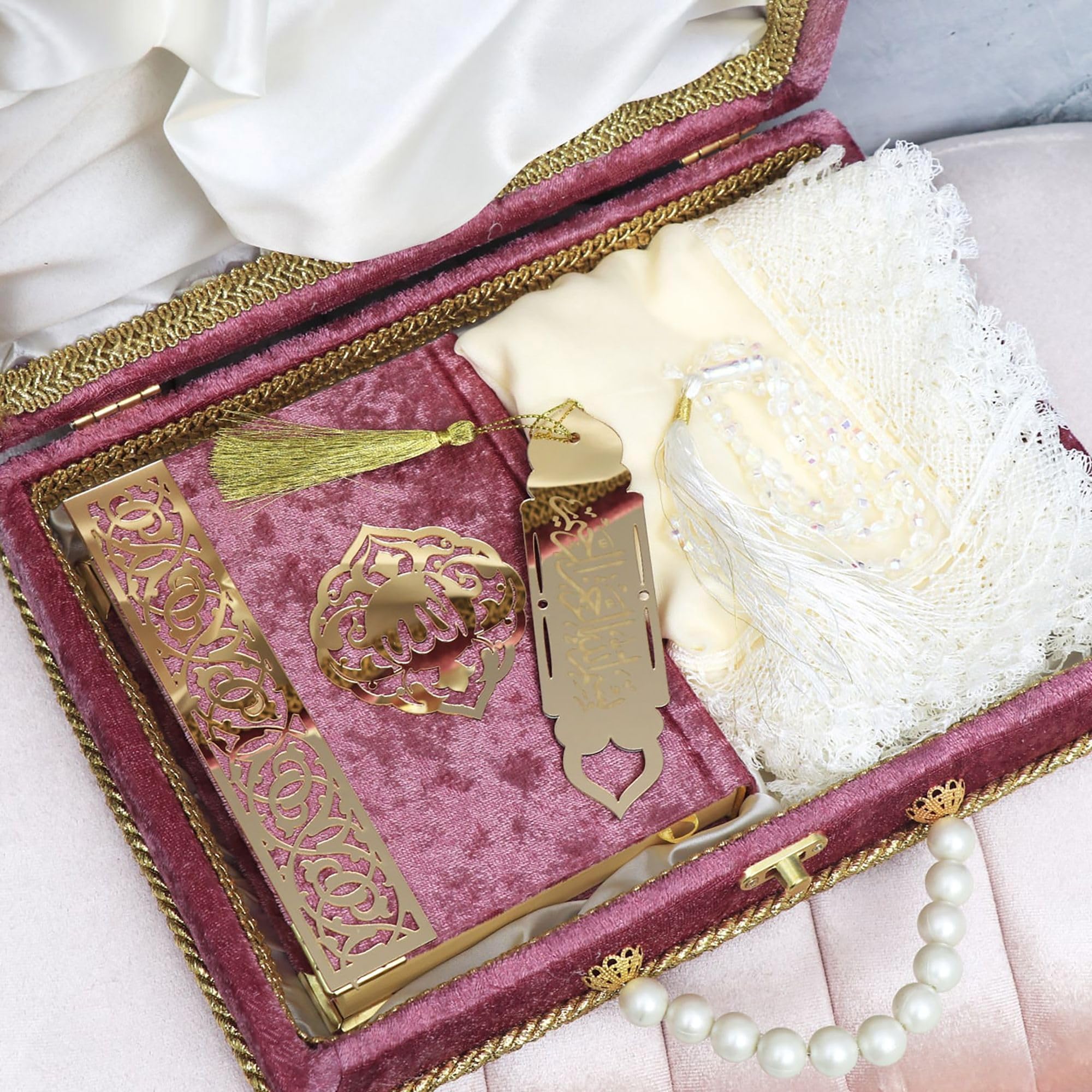 Modefa Islamic Luxury Pearl Islamic Gift Set - Holy Quran in Arabic - Velvet Box with Quran, Hijab, Tesbih, & Bookmark (Light Raspberry)