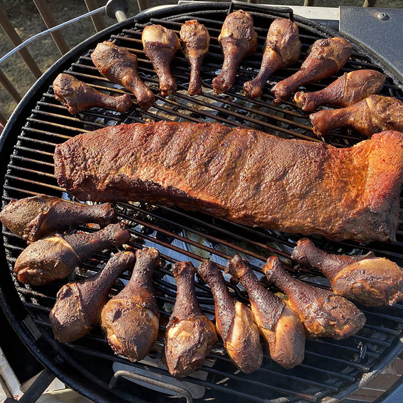 Skyflame Komora węglowa ze stali nierdzewnej i deflektor ciepła, zestaw do grillowania do gotowania czajników Weber 56 cm – patent na projekt amerykański, zamienia grill na węgiel drzewny w palacz lub piekarnik na zewnątrz