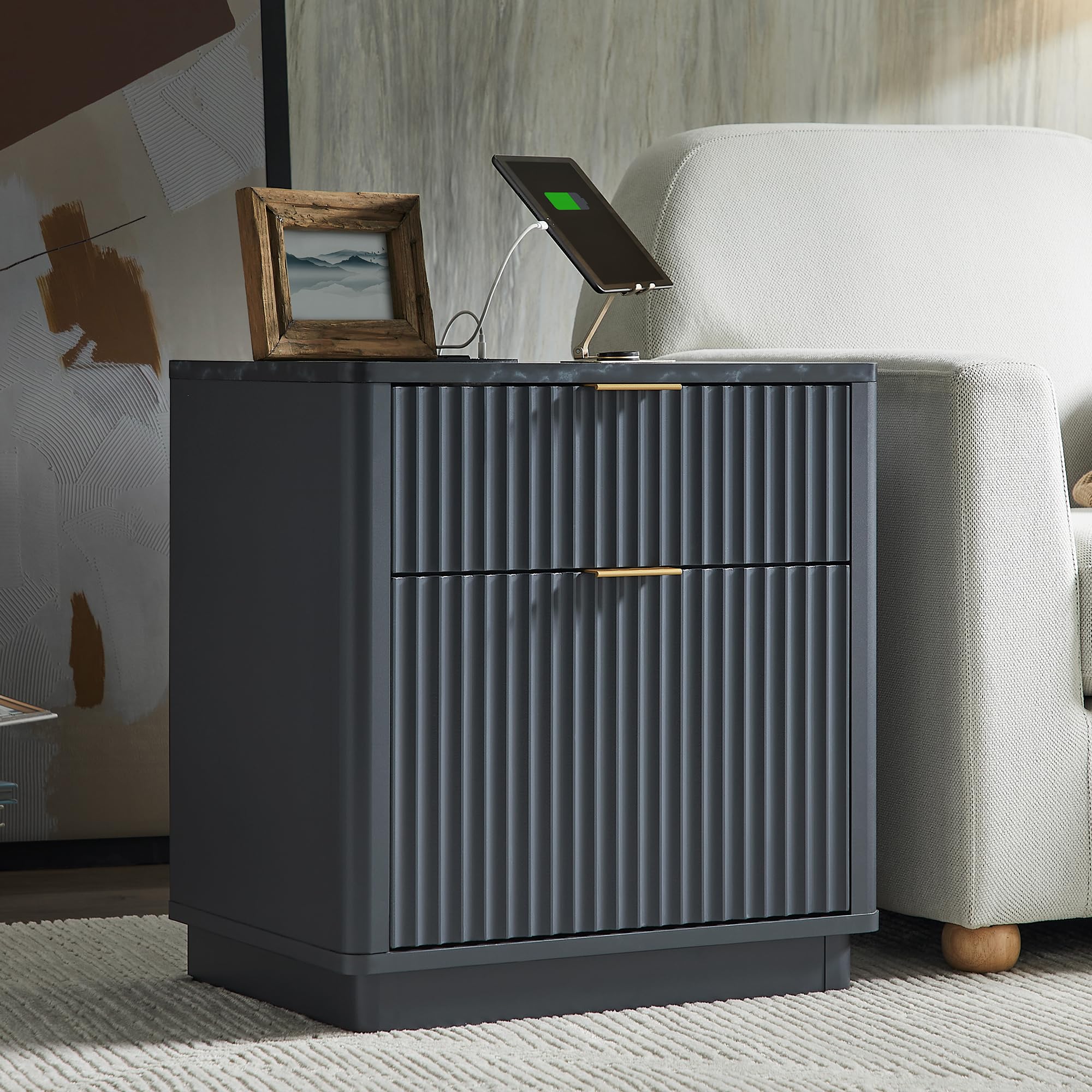 T4TREAM 23'' Fluted Nightstand with Charging Station, Large 2 Drawer Bedside Table, Modern End Table with Storage, Mid Century Night Stand for Bedroom, Living Room, Curved Profile, Dark Grey