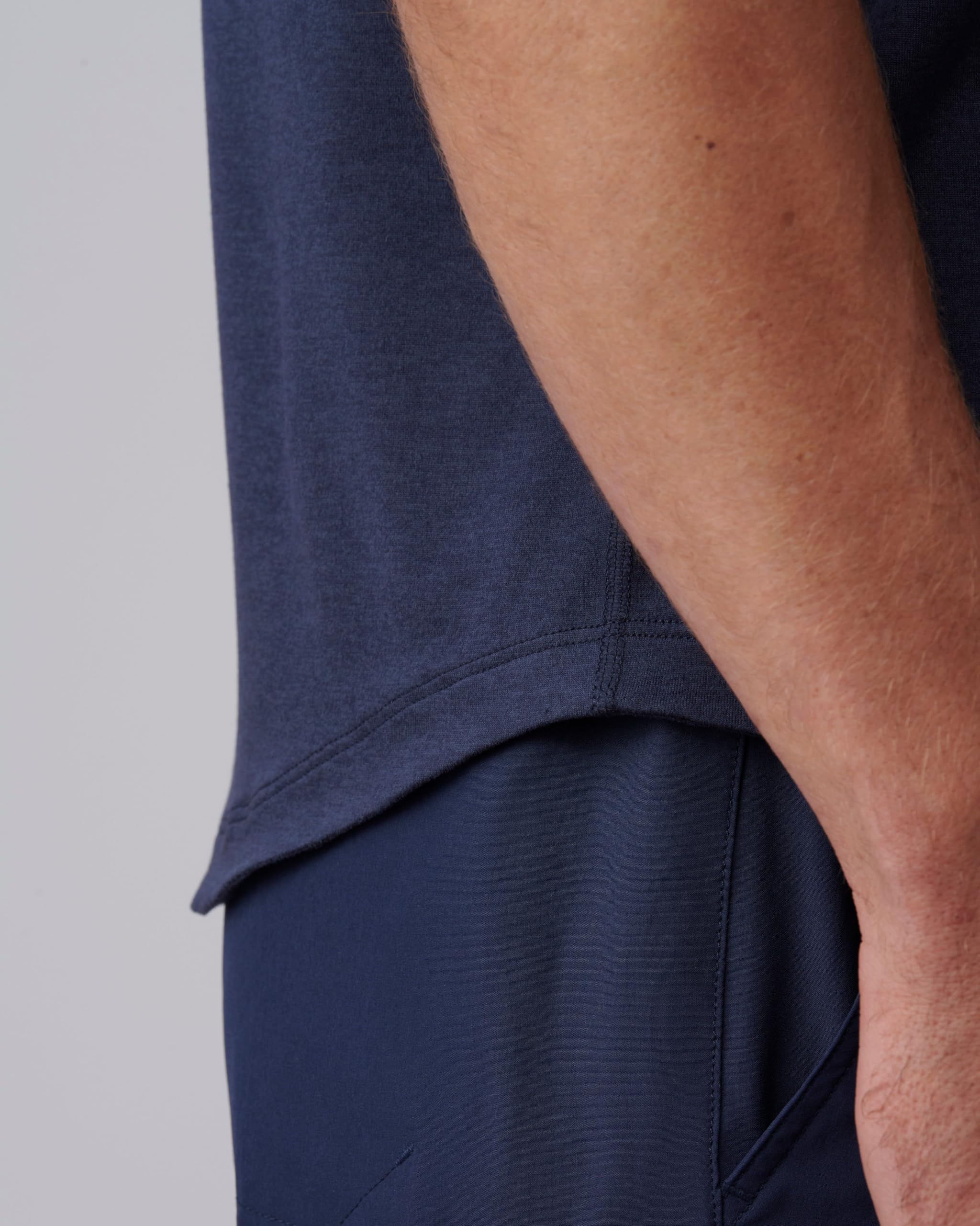 Rhone Atmosphere Tee - Camisas ultrasuaves para hombre, ligeras, absorben la humedad, antiolor