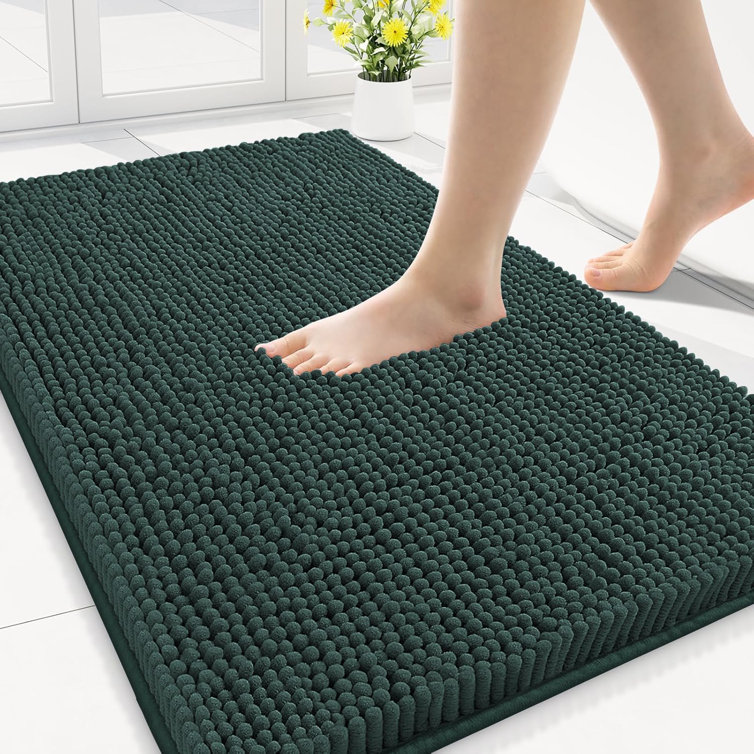 OLANLY Luxury Chenille Bath Mat，Extra Soft Fluffy and Absorbent Bathroom Mat, Non-Slip Plush Thick Bathroom Carpet, Machine Wash Dry, Bath Rug for Bathroom Floor, Tub and Shower, 30" x 20", Green